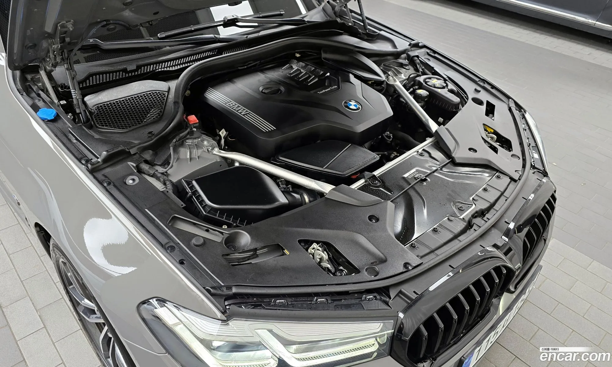 BMW 5 Series G30 520I M Sports - фотография 13614084