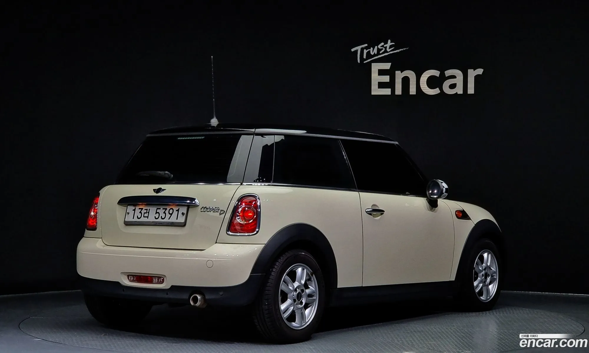 Mini Cooper D Se 2Nd Generation - фотография 751706