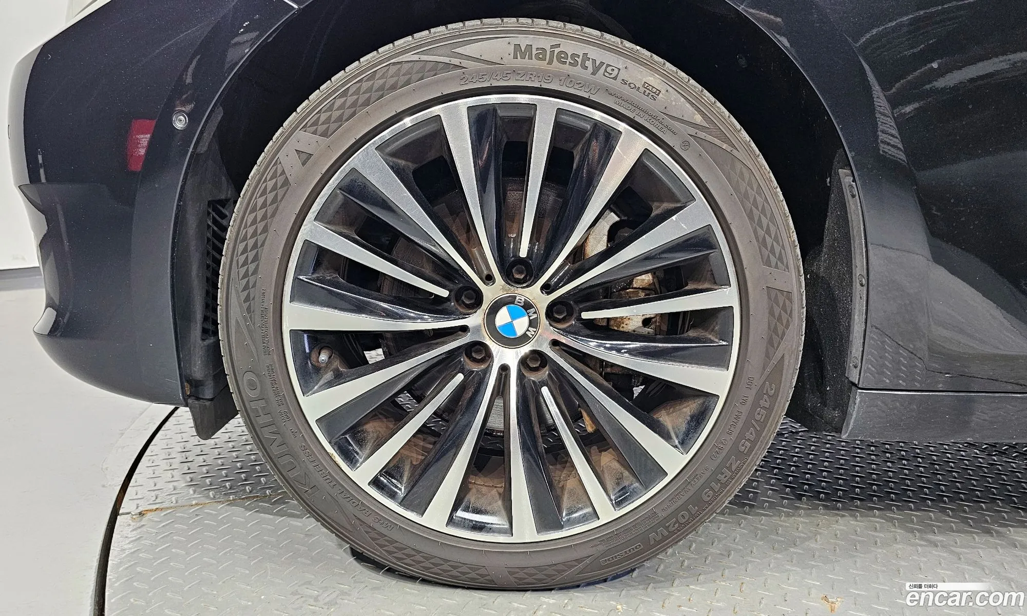 BMW 5 Series Gt F07 Gt 30D - фотография 13684236