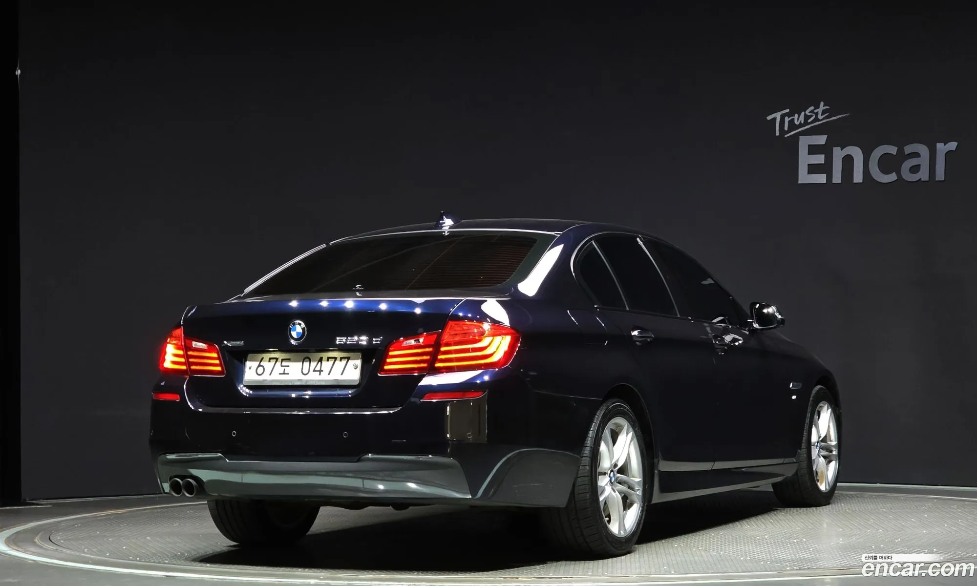 BMW 5 Series F10 520D xDrive M Aerodynamics - фотография 13684091