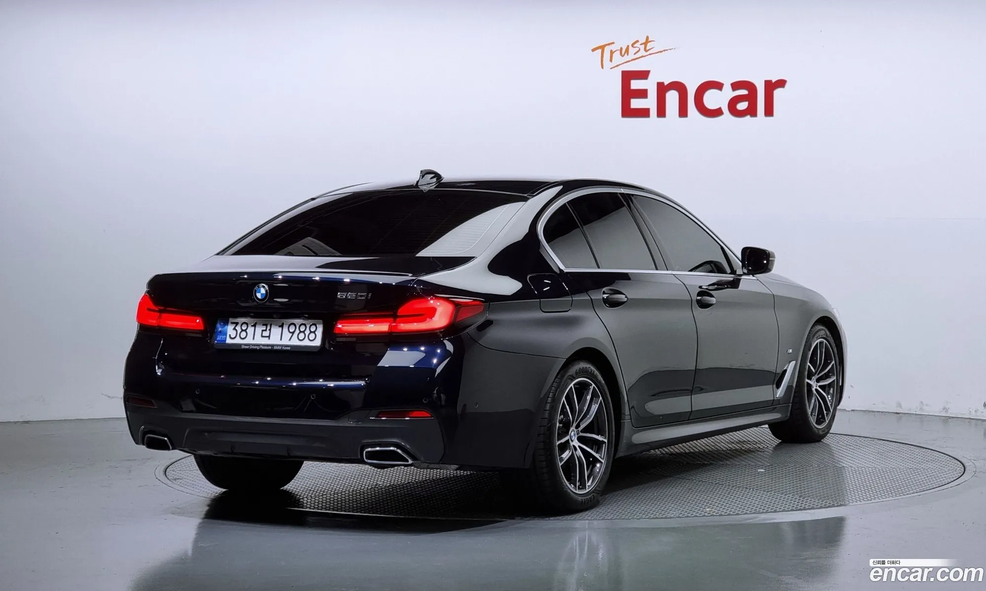 BMW 5 Series G30 520I M Sports - фотография 13676935