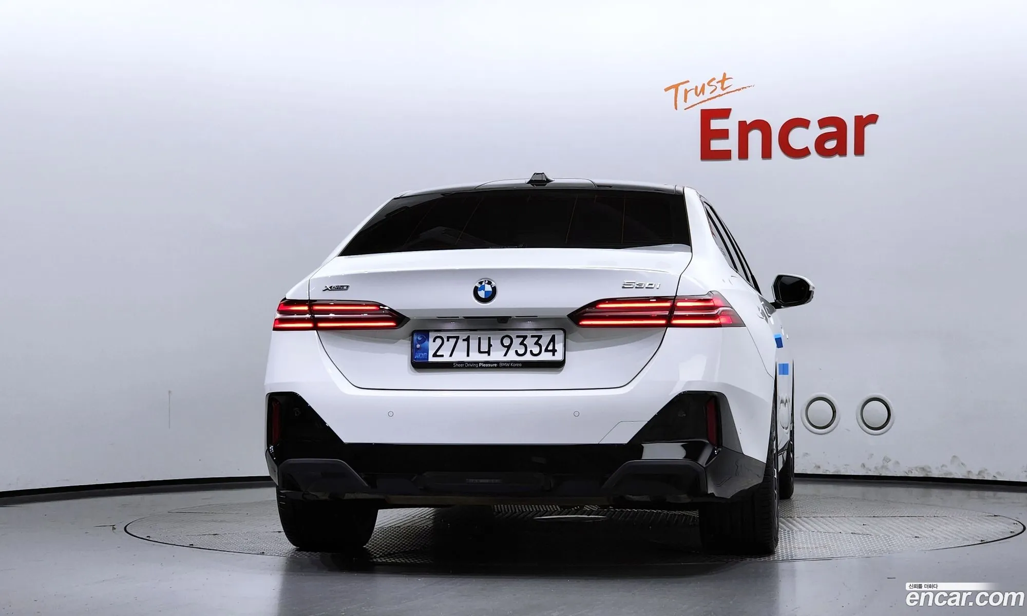 BMW 5 Series G60 530I xDrive M Sports - фотография 13684163