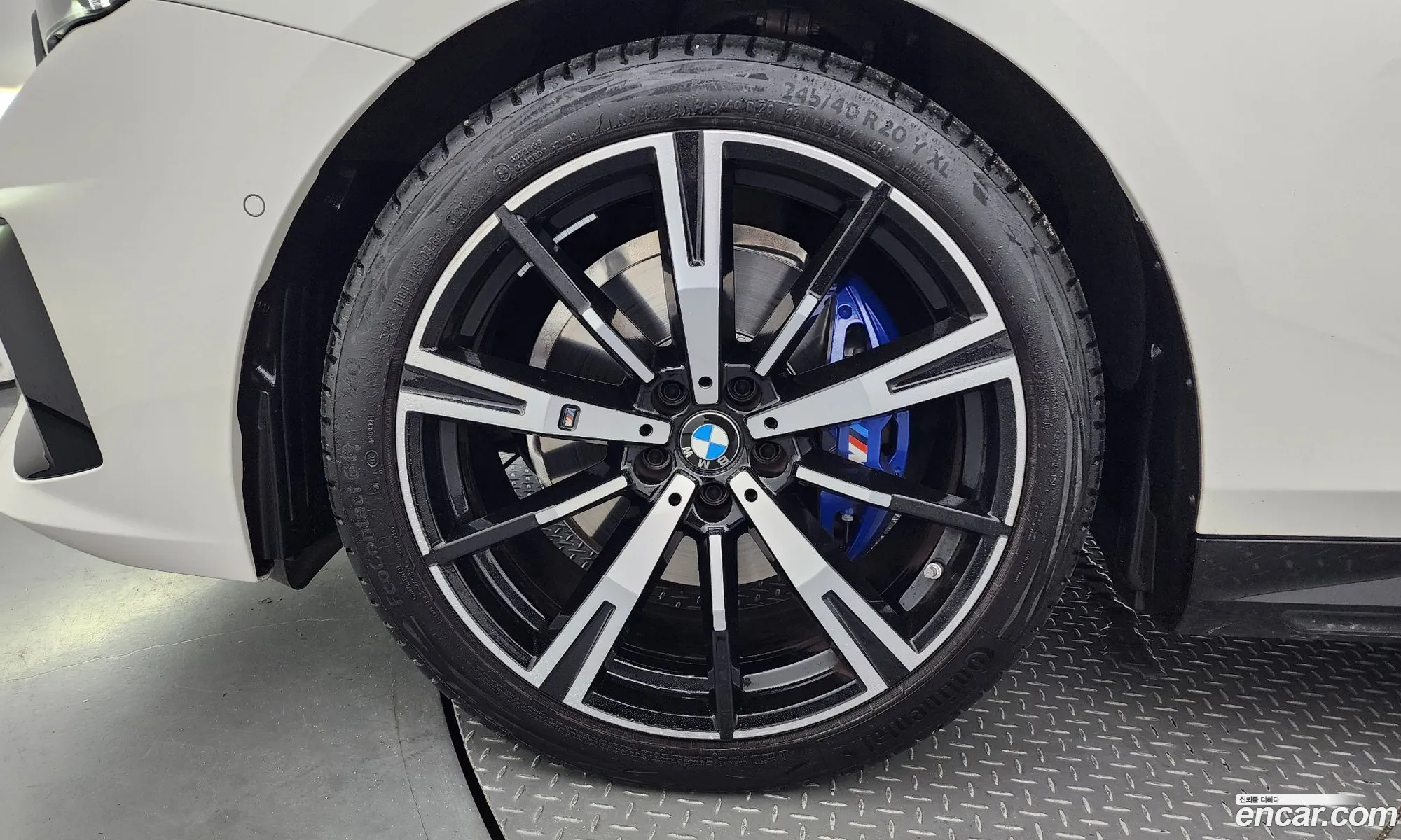 BMW 5 Series G60 530I xDrive M Sports - фотография 13684164