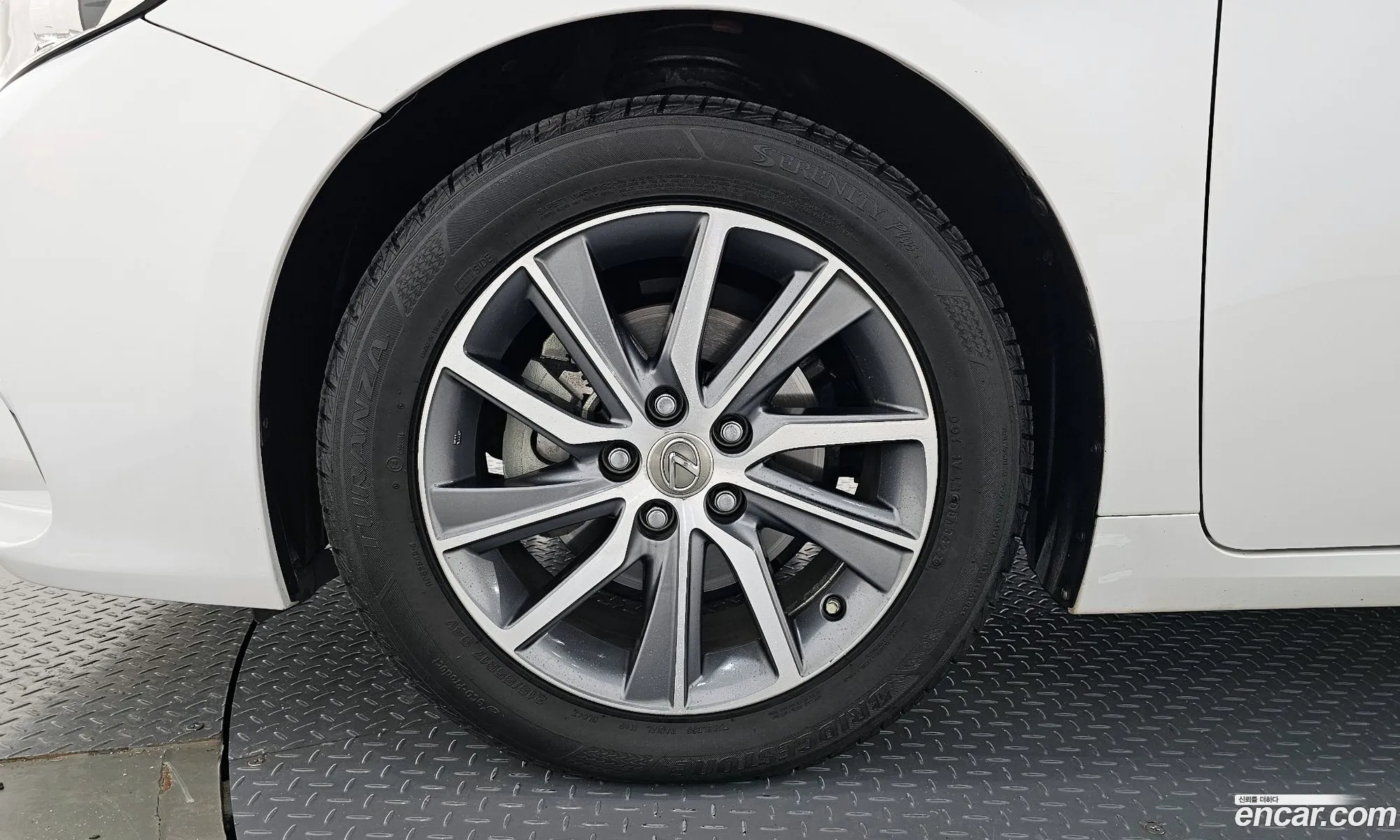 Lexus New Es300H Supreme Xv60 - фотография 6411308
