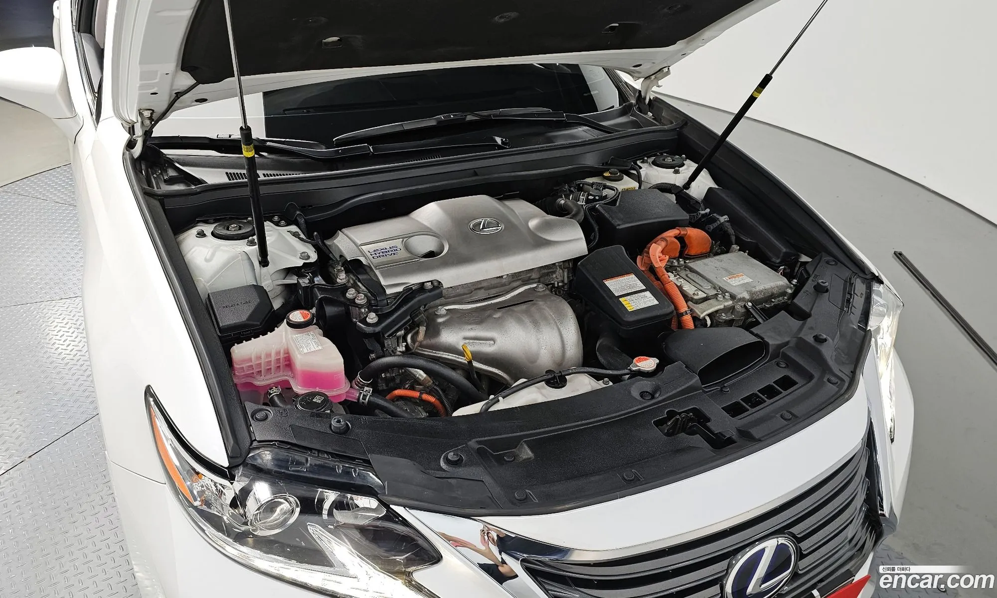 Lexus New Es300H Supreme Xv60 - фотография 6411309