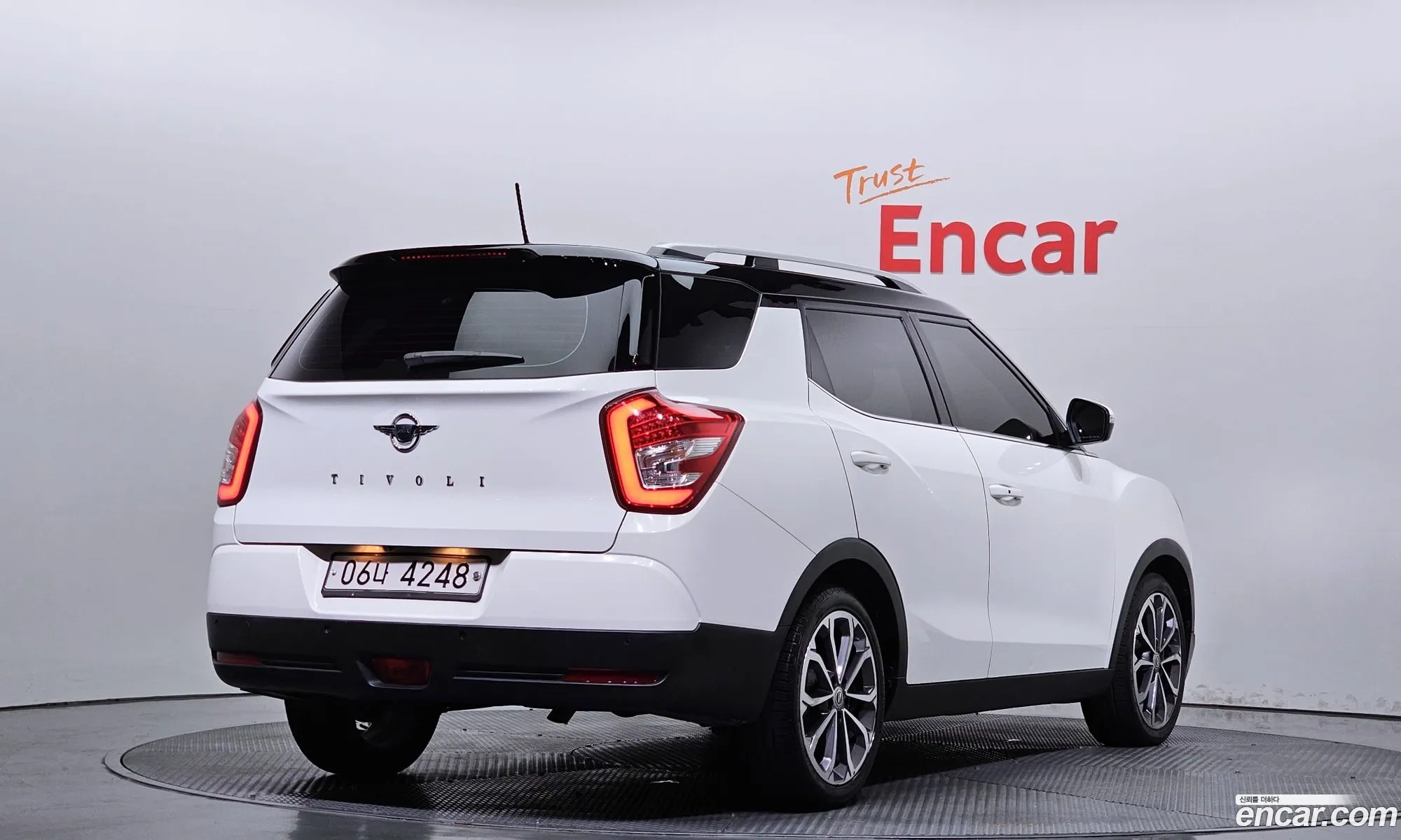 Kg Mobility Ssangyong Tivoli Air Diesel Ix 2Wd - фотография 7096771
