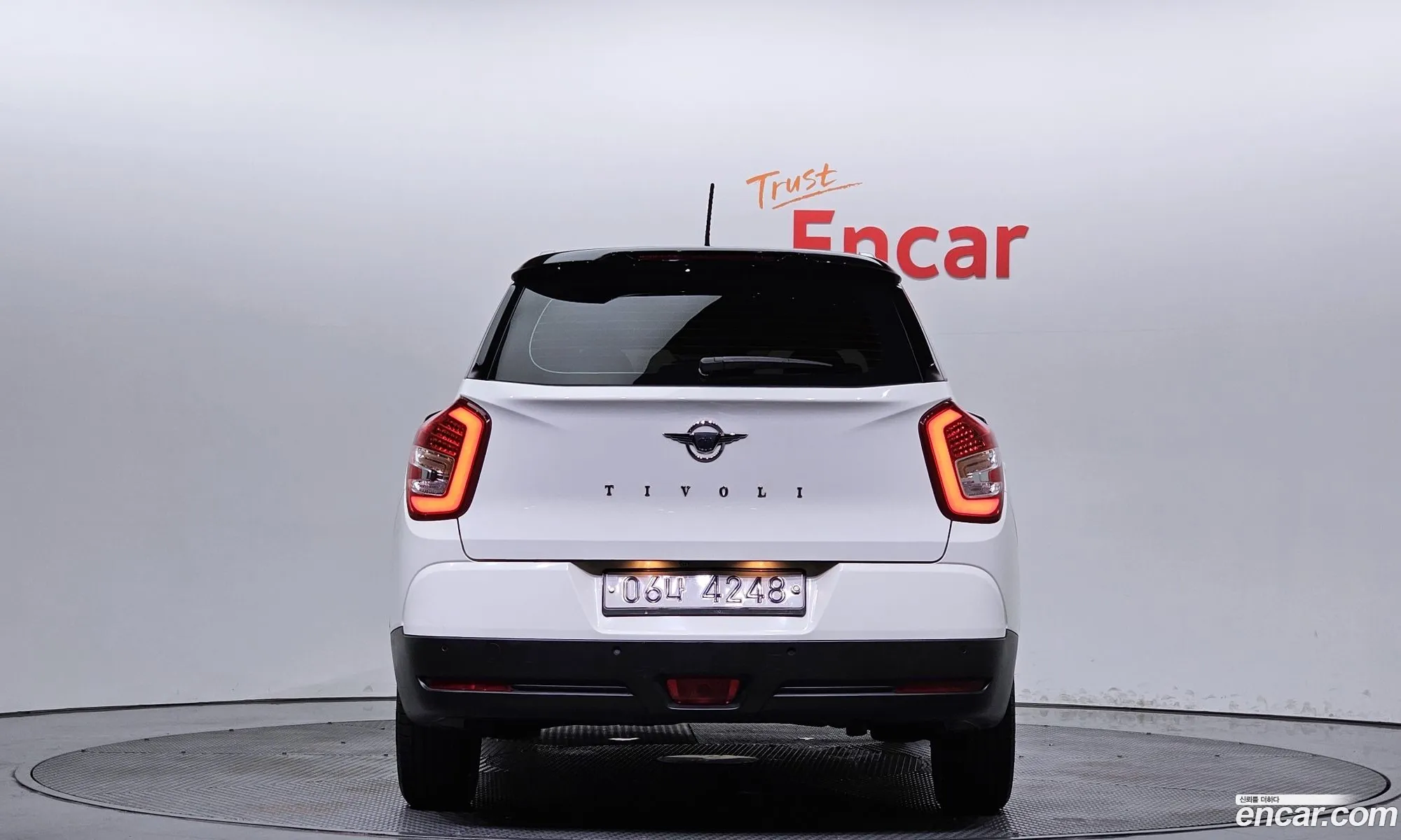 Kg Mobility Ssangyong Tivoli Air Diesel Ix 2Wd - фотография 7096773