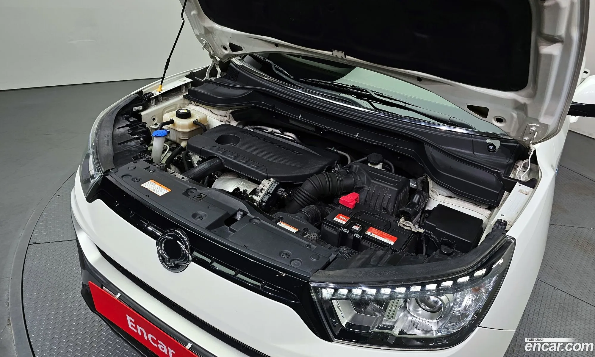 Kg Mobility Ssangyong Tivoli Air Diesel Ix 2Wd - фотография 7096775