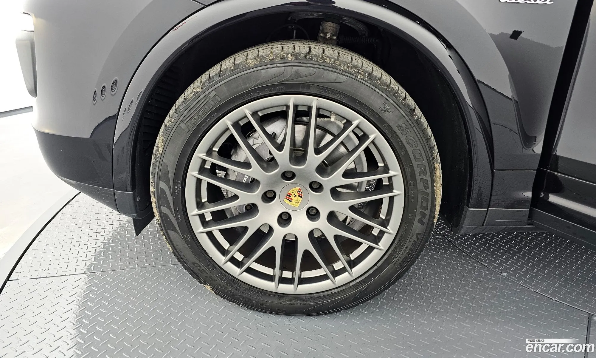 Porsche New Cayenne 30 Diesel Platinum Edition 958 - фотография 8095573