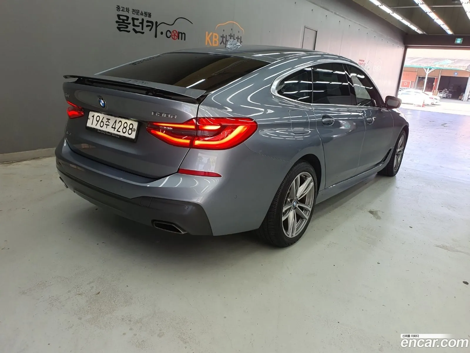 BMW 6 Series Gt G32 630D xDrive M Sports - фотография 13684209