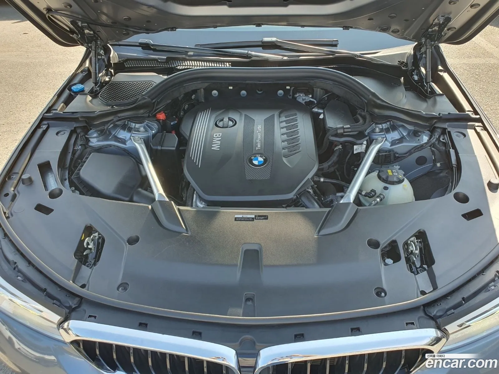 BMW 6 Series Gt G32 630D xDrive M Sports - фотография 13684213