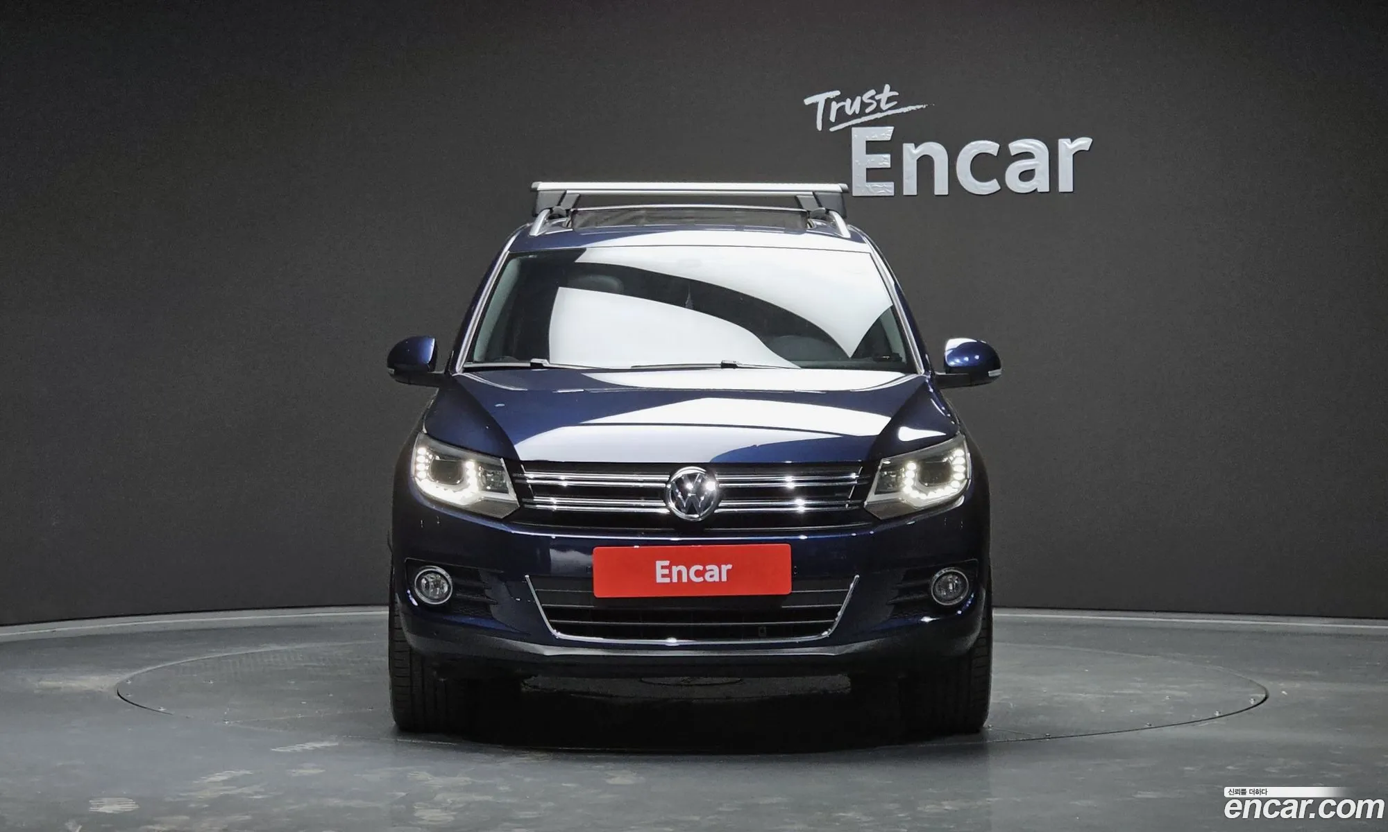 Volkswagen New Tiguan 20 Tdi Premium 5N - фотография 12293560