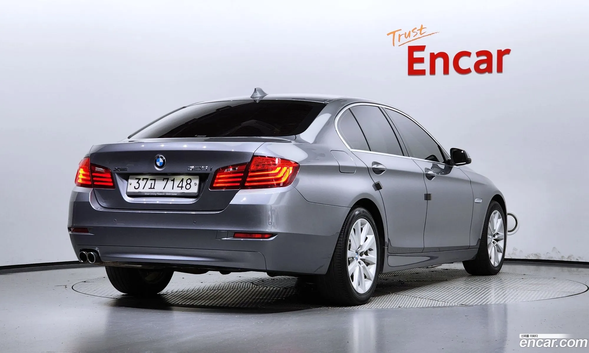 BMW 5 Series F10 528I xDrive - фотография 13503440