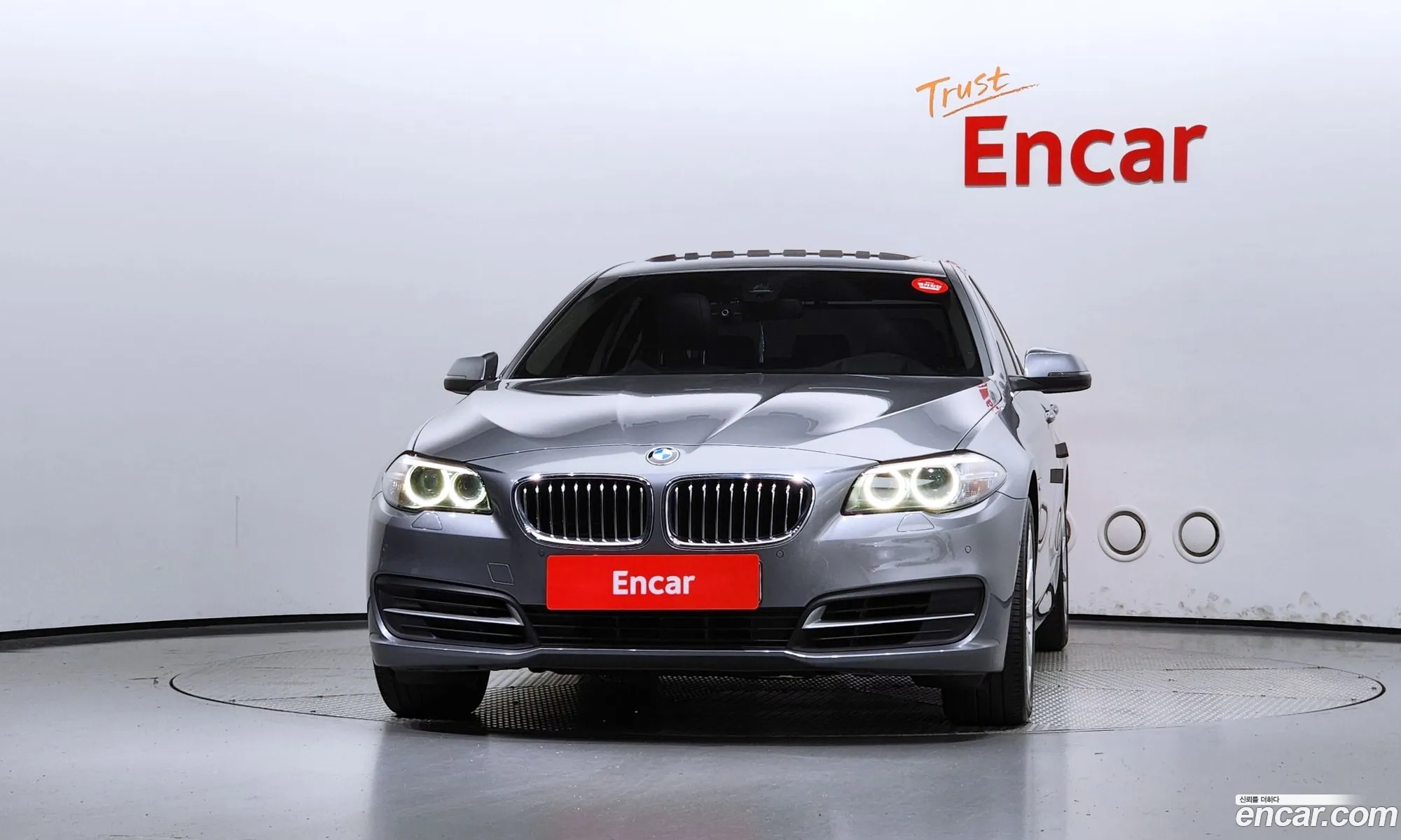 BMW 5 Series F10 528I xDrive - фотография 13503441