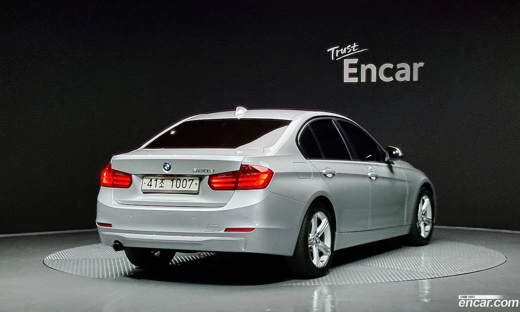 BMW 3 Series F30 320D - фотография 13532580
