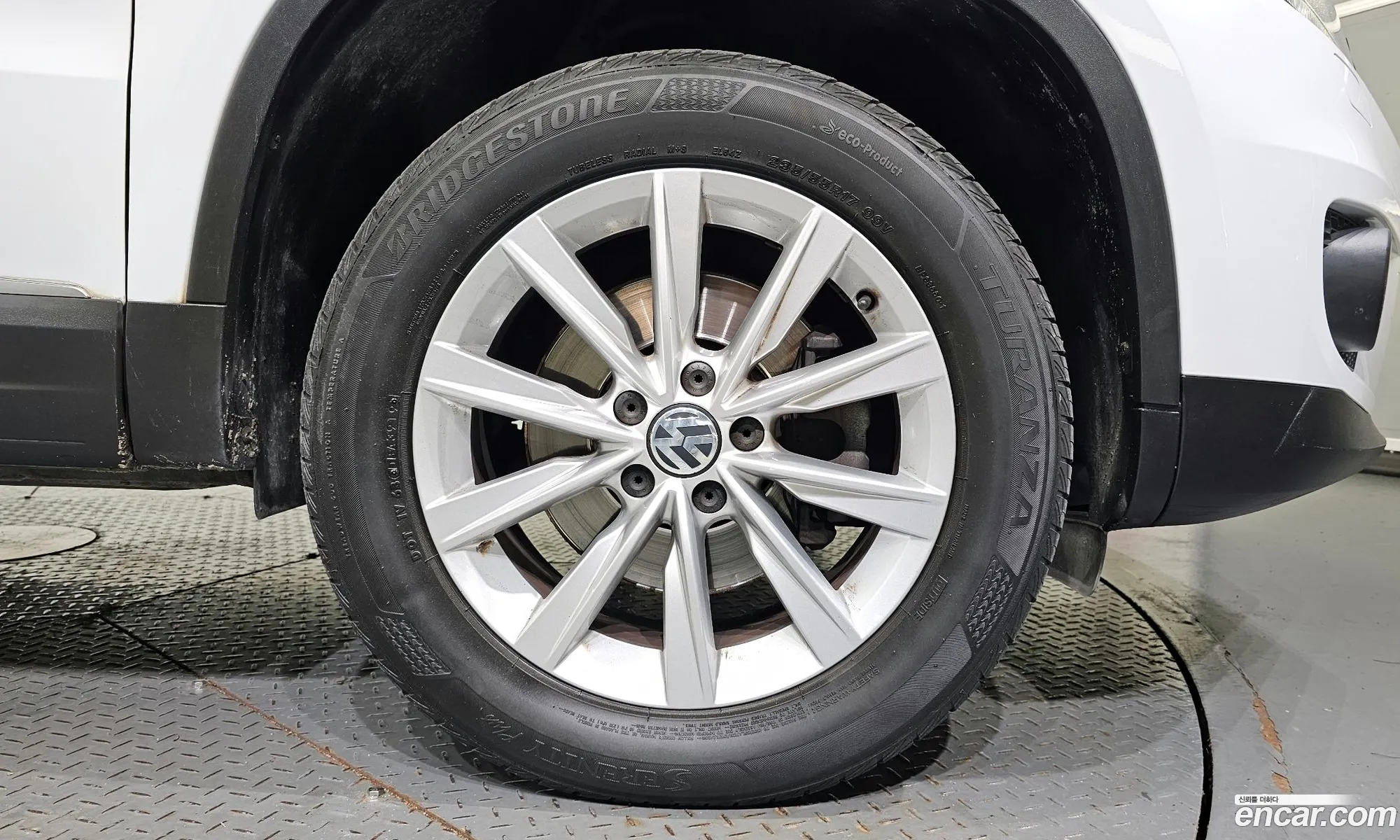 Volkswagen New Tiguan 20 Tdi Comfort 5N - фотография 12355515