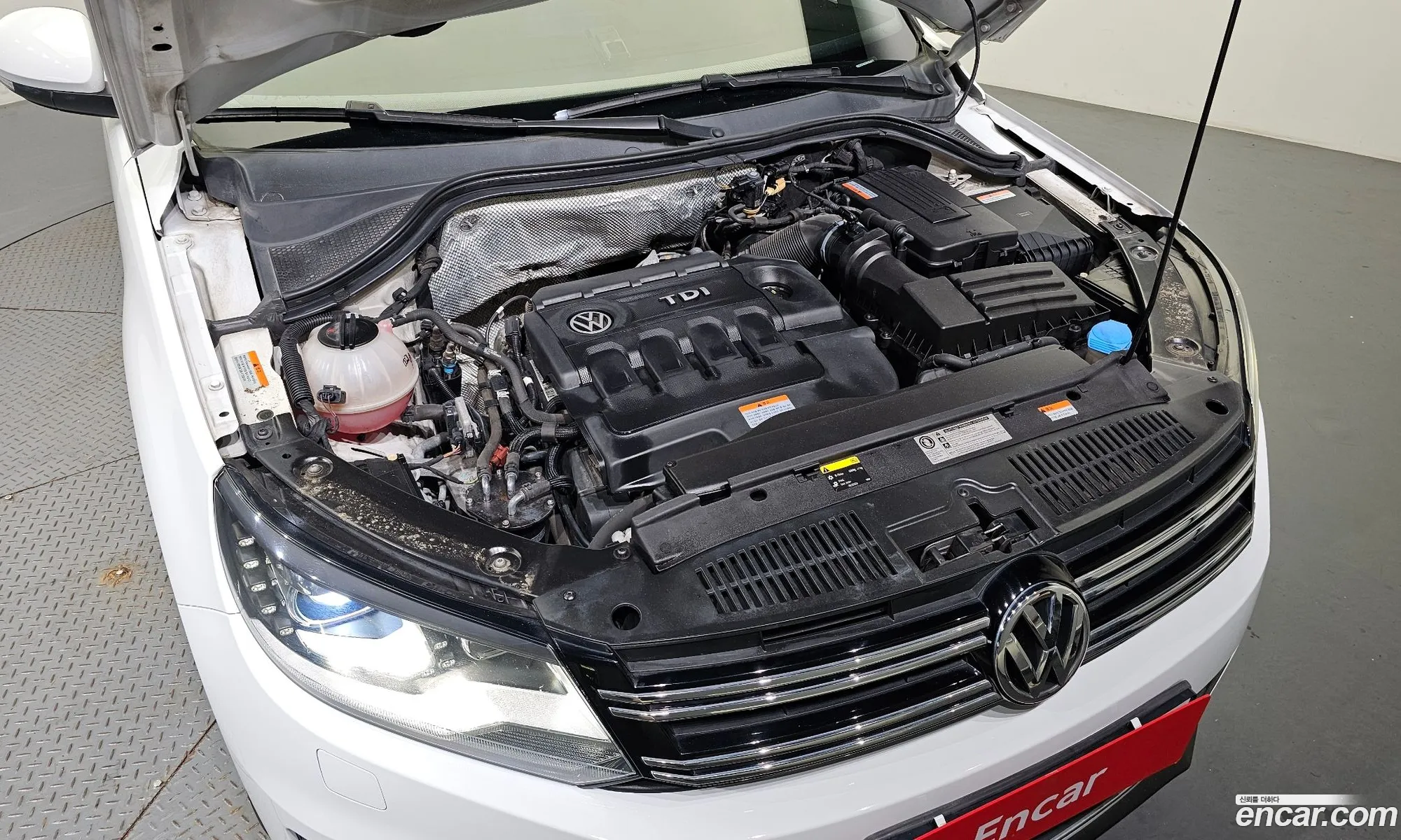 Volkswagen New Tiguan 20 Tdi Comfort 5N - фотография 12355516