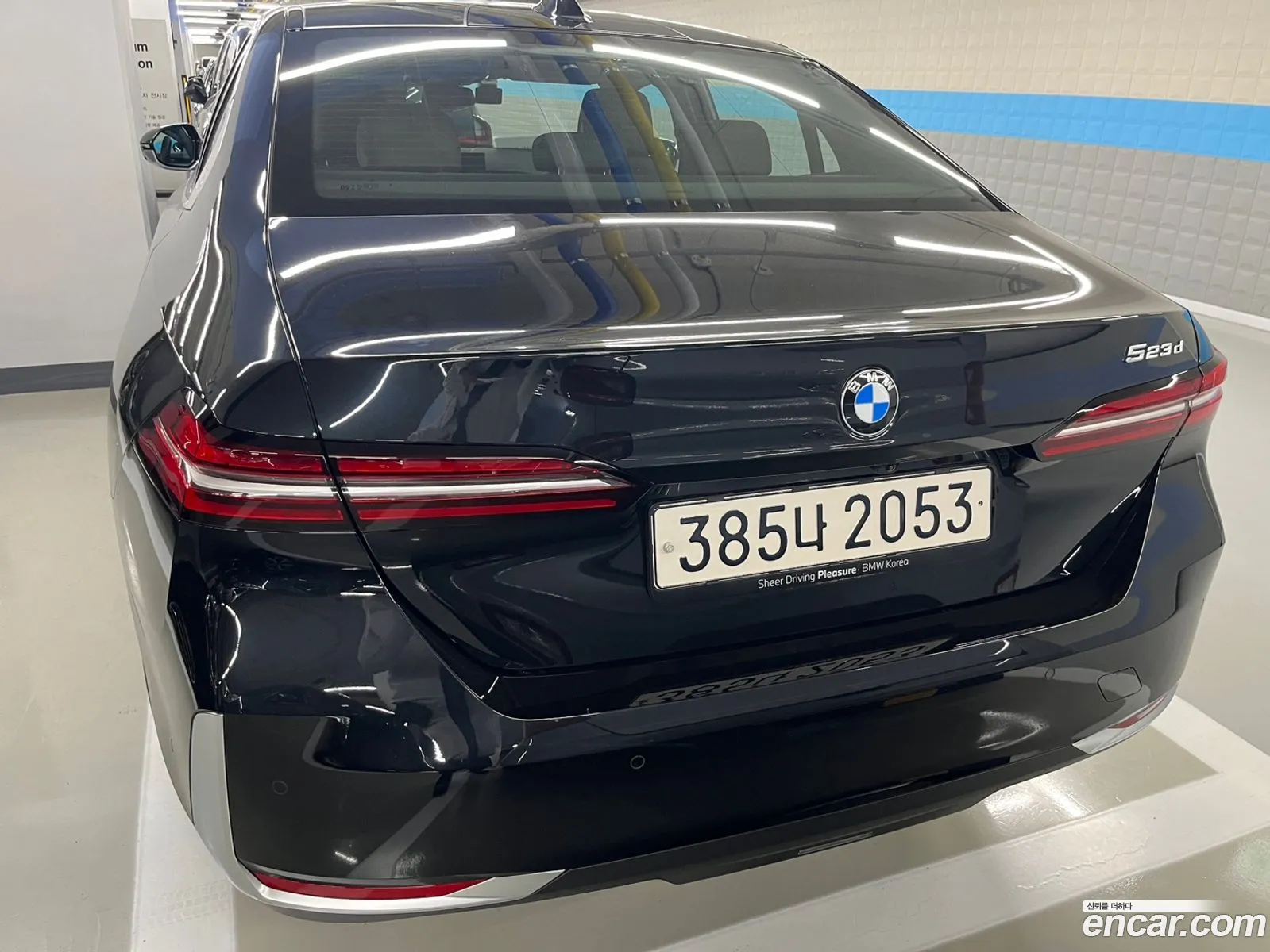 BMW 5 Series G60 523D - фотография 13684223