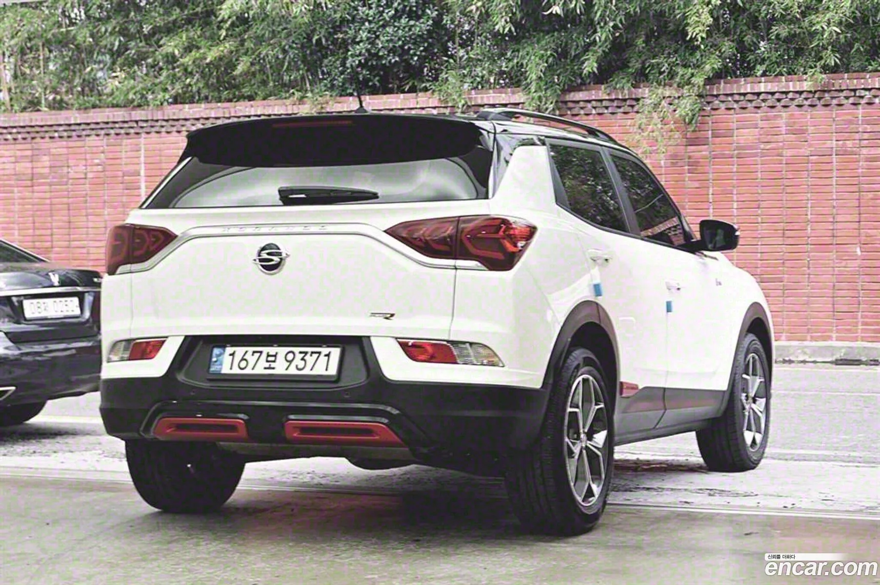 Kg Mobility Ssangyong Beautiful Korando Gasoline 15 2Wd R-Plus - фотография 7006121