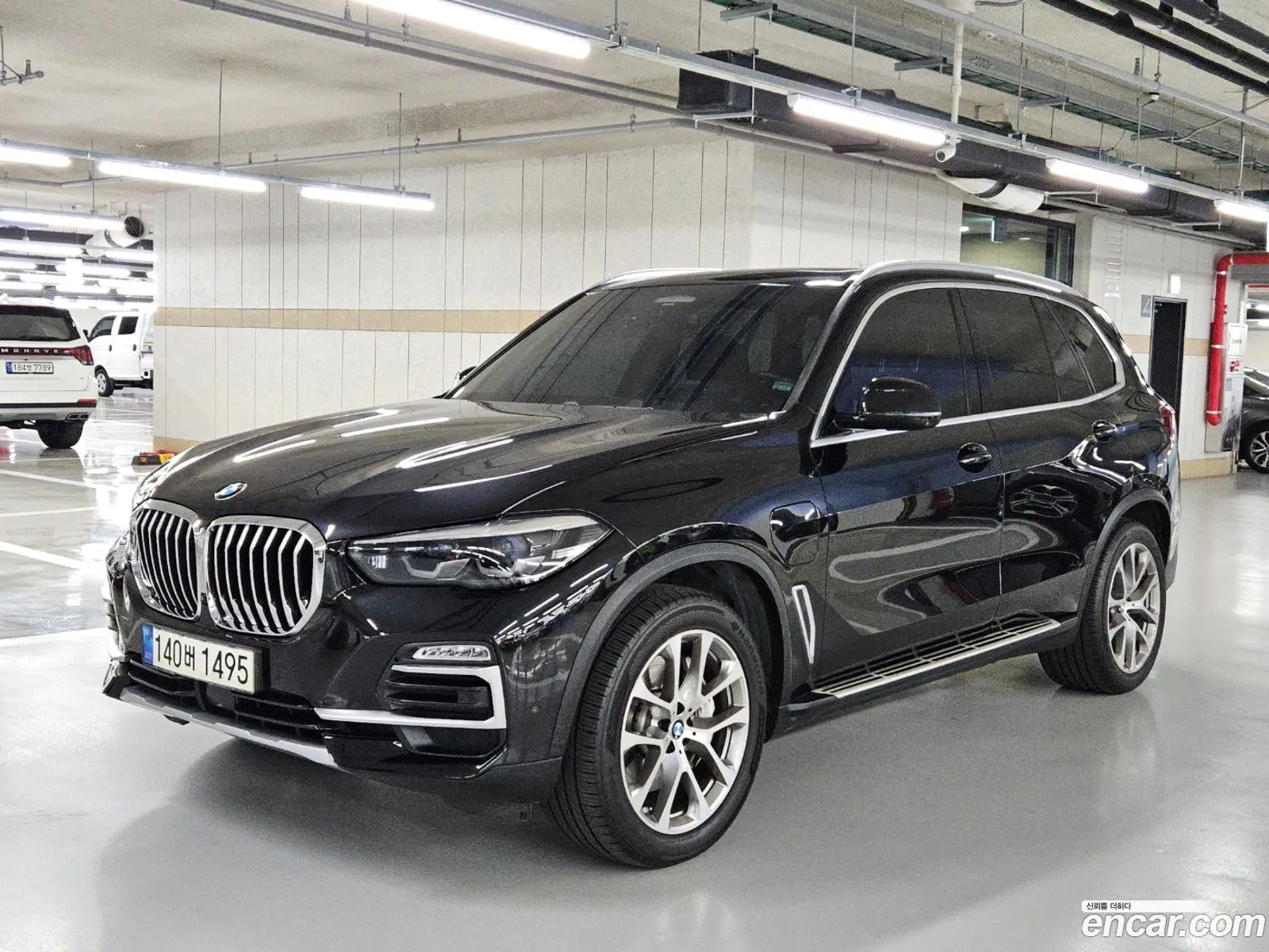 BMW X5 G05 xDrive 45E Xline - фотография 13654190