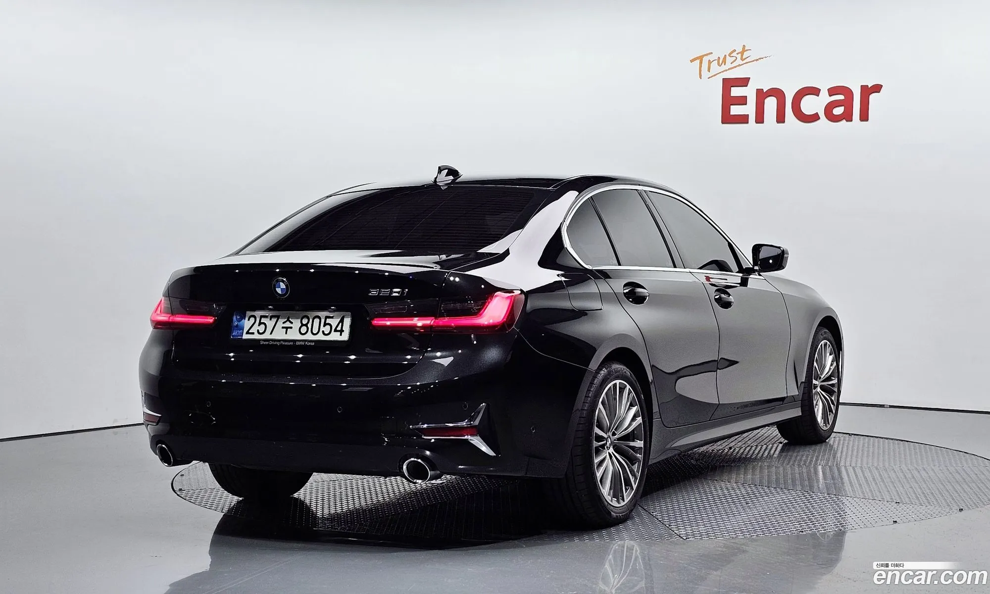 BMW 3 Series G20 320I Luxury - фотография 13671409