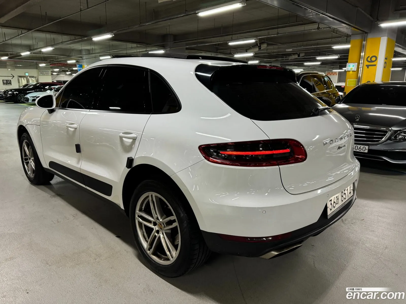 Porsche Macan 20 95B - фотография 8095584