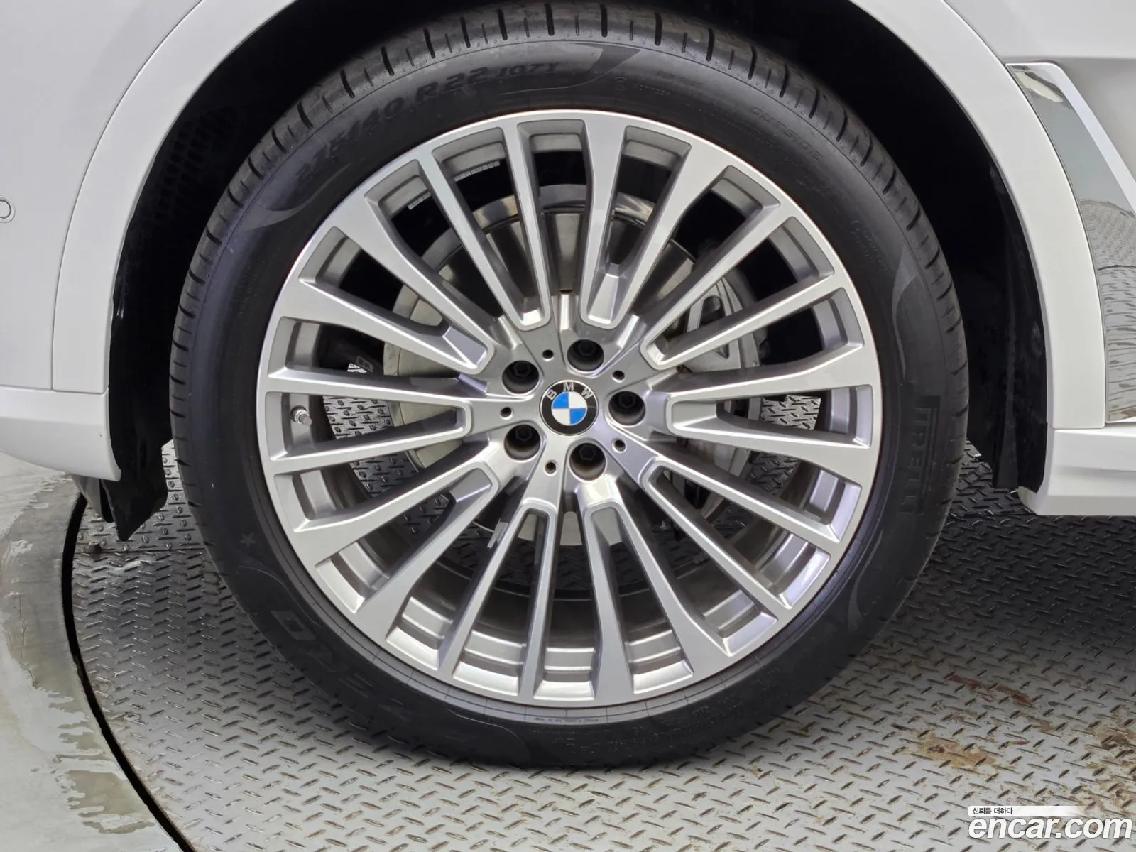 BMW X7 G07 ​​xDrive 40I Design Pure Excellence 6-Seater - фотография 15254320