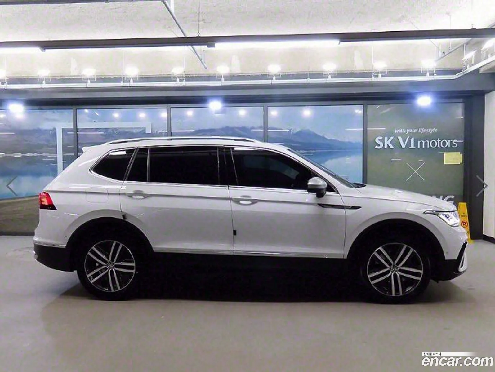 Volkswagen Tiguan Allspace 20 Tsi Prestige - фотография 12369592
