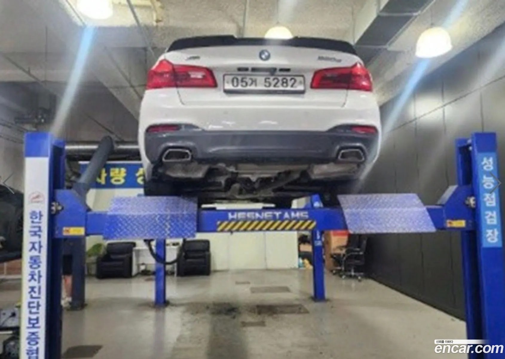 BMW 5 Series G30 520D xDrive M Sports - фотография 13503452