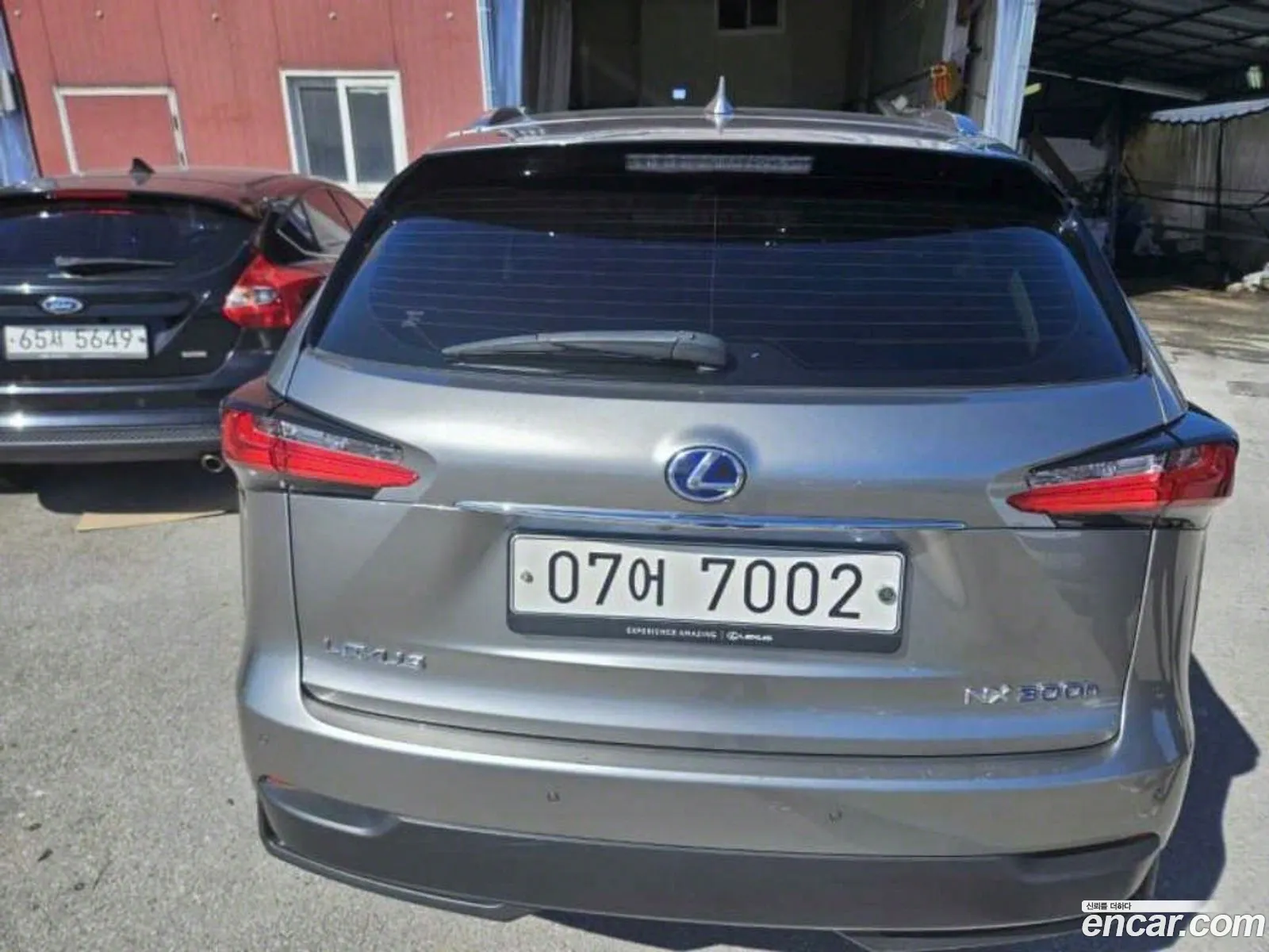 Lexus Nx300H Supreme - фотография 6414018