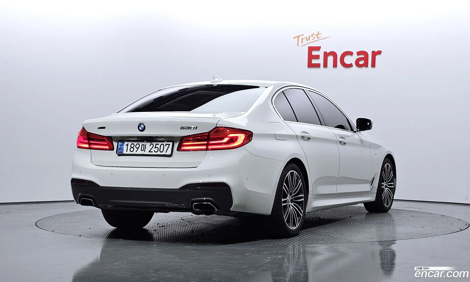 BMW 5 Series G30 530I M Sports Plus - фотография 13795829