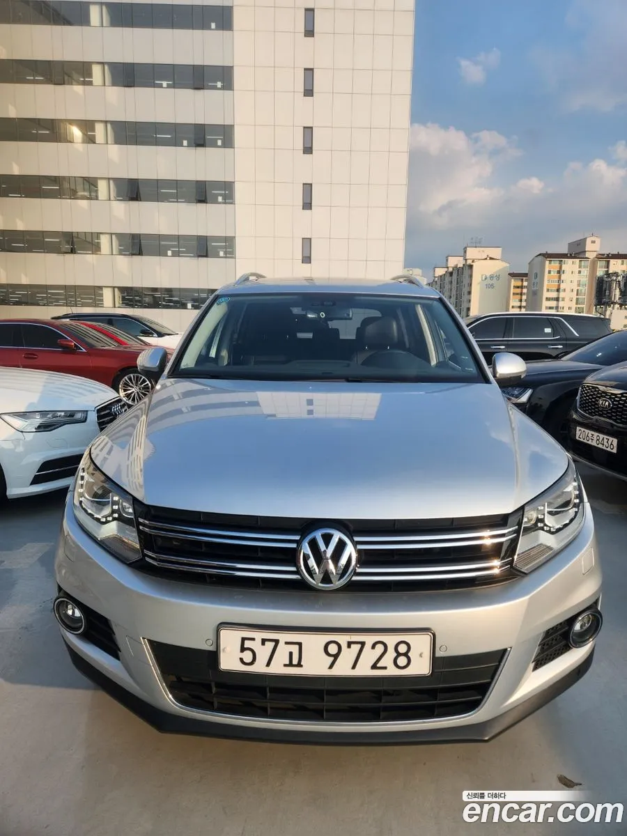 Volkswagen New Tiguan 20 Tdi Premium 5N - фотография 12370365