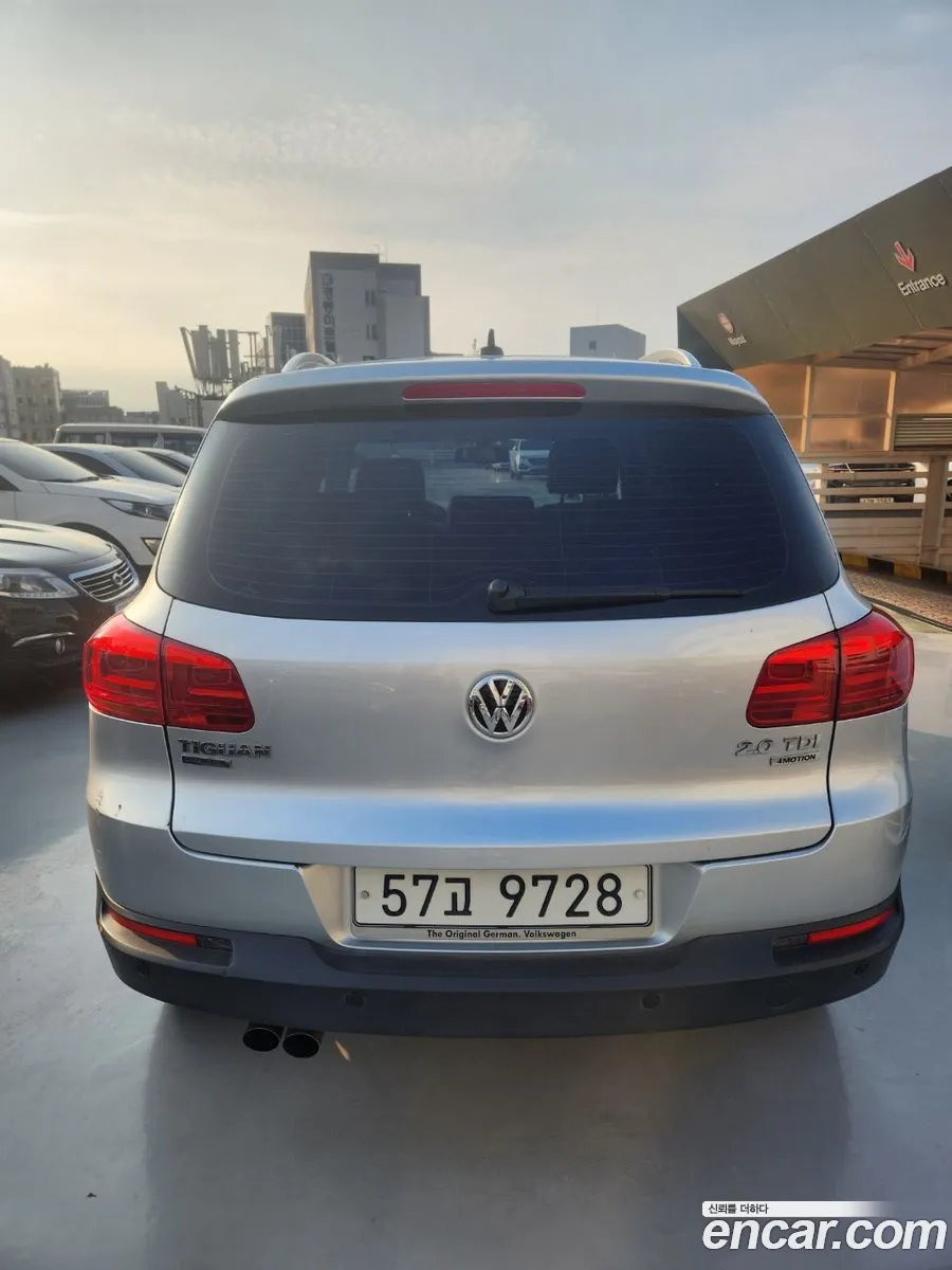 Volkswagen New Tiguan 20 Tdi Premium 5N - фотография 12370367