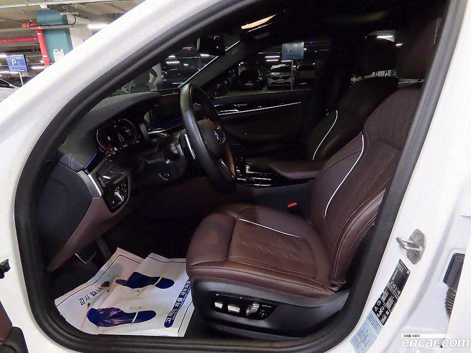 BMW 5 Series G30 530I xDrive M Sports - фотография 13671437