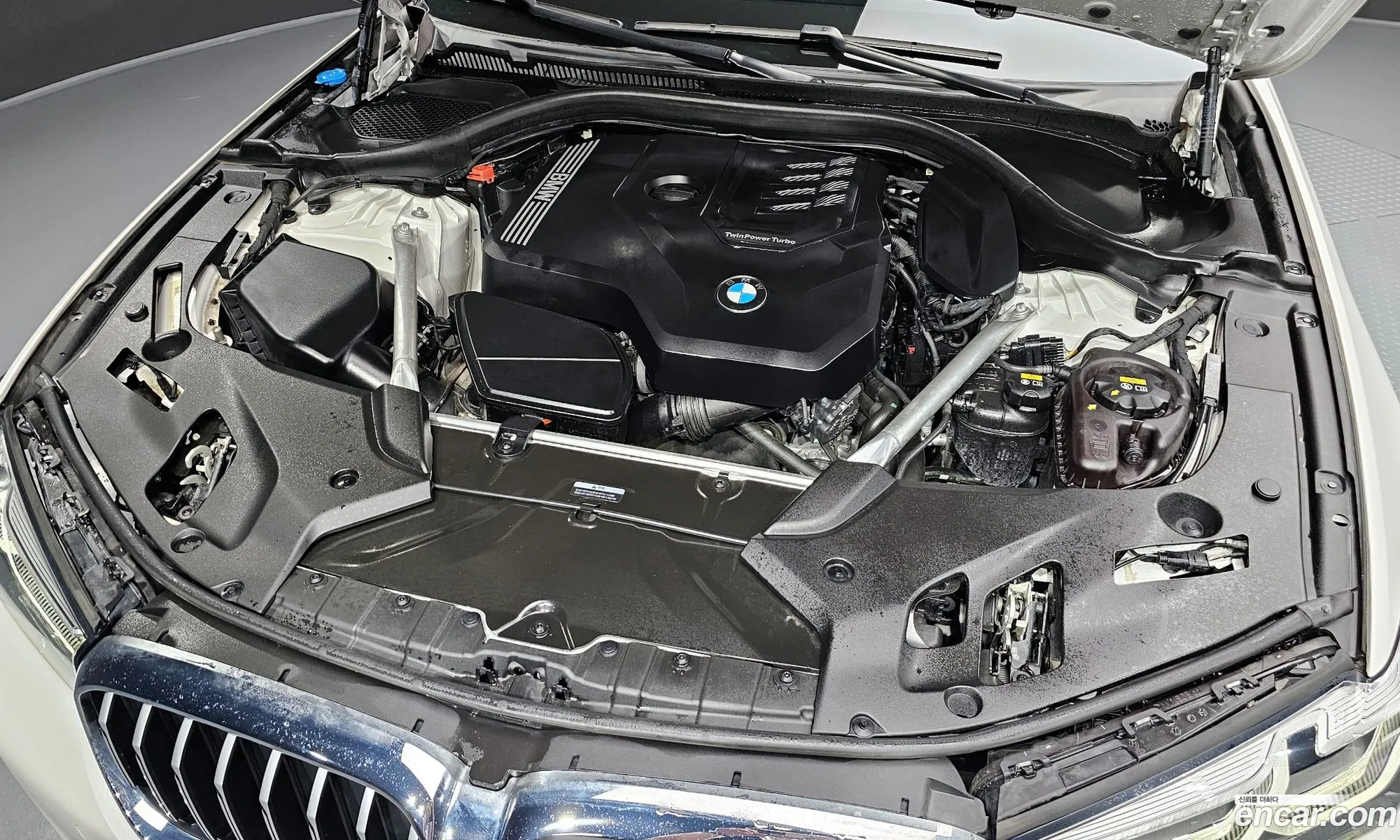 BMW 5 Series G30 530I xDrive M Sports - фотография 13667705