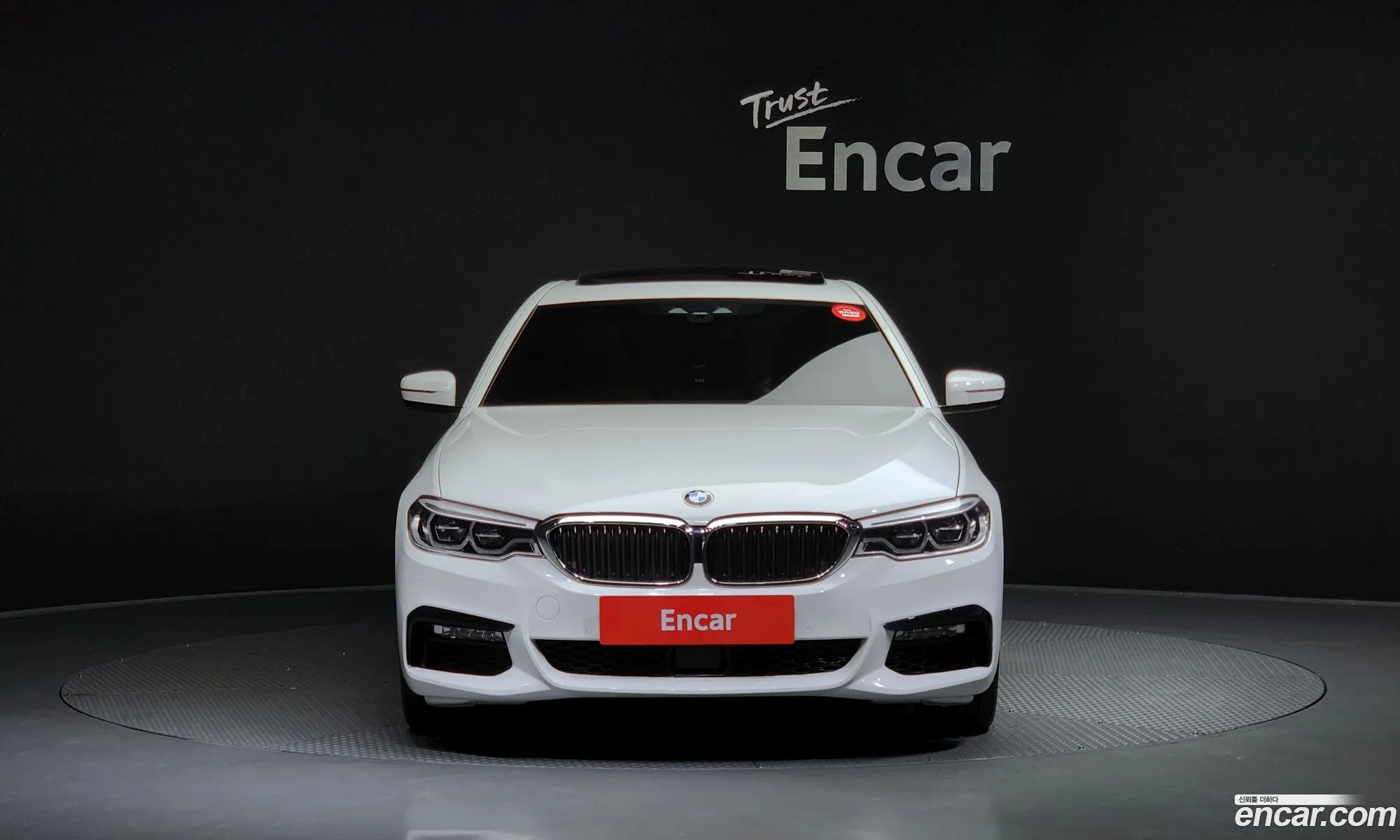 BMW 5 Series G30 530I xDrive M Sports - фотография 13892471