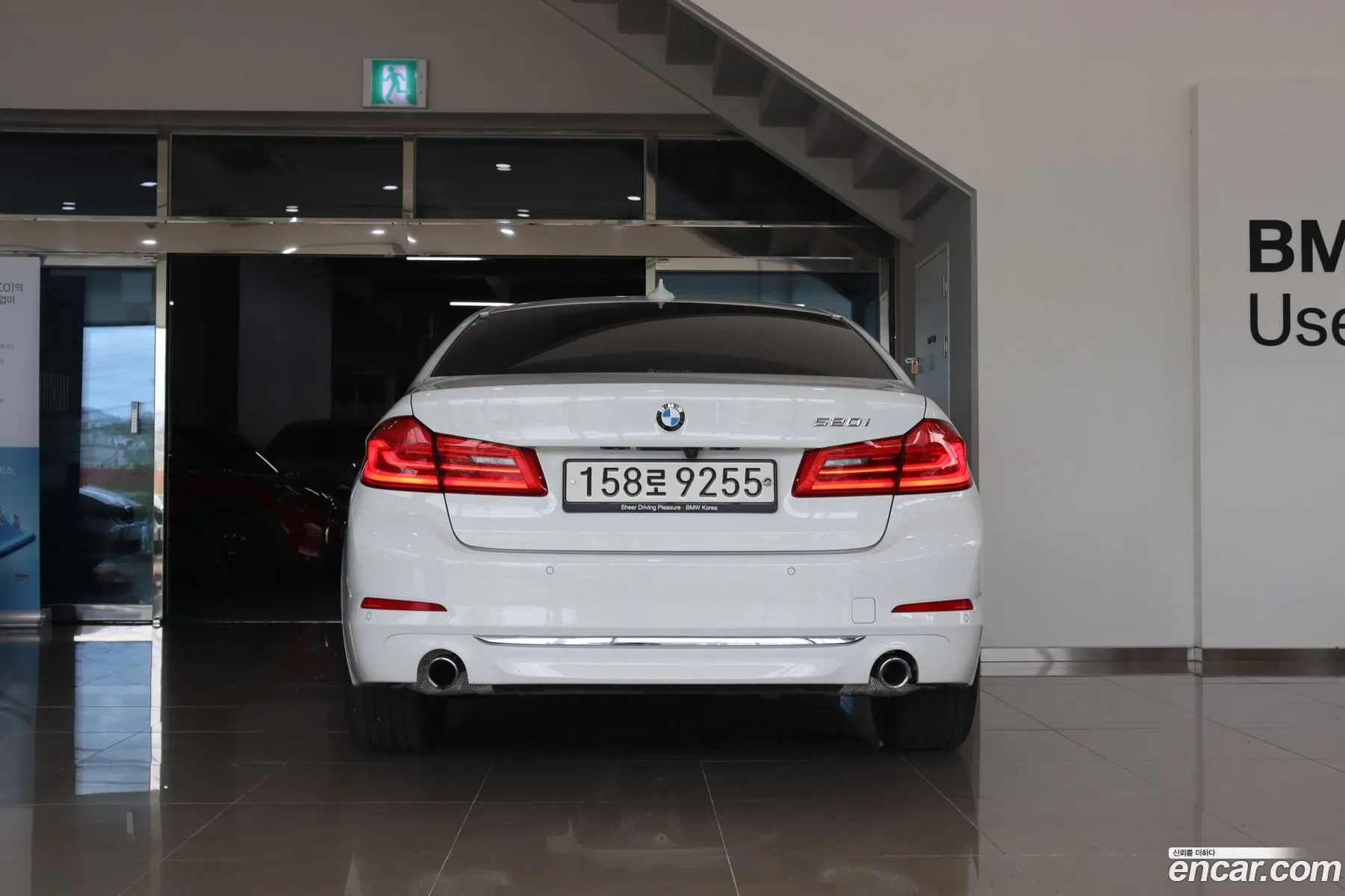 BMW 5 Series G30 520I Luxury - фотография 13667679