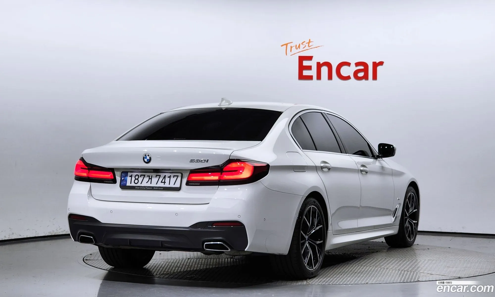 BMW 5 Series G30 530I M Sports - фотография 13614152
