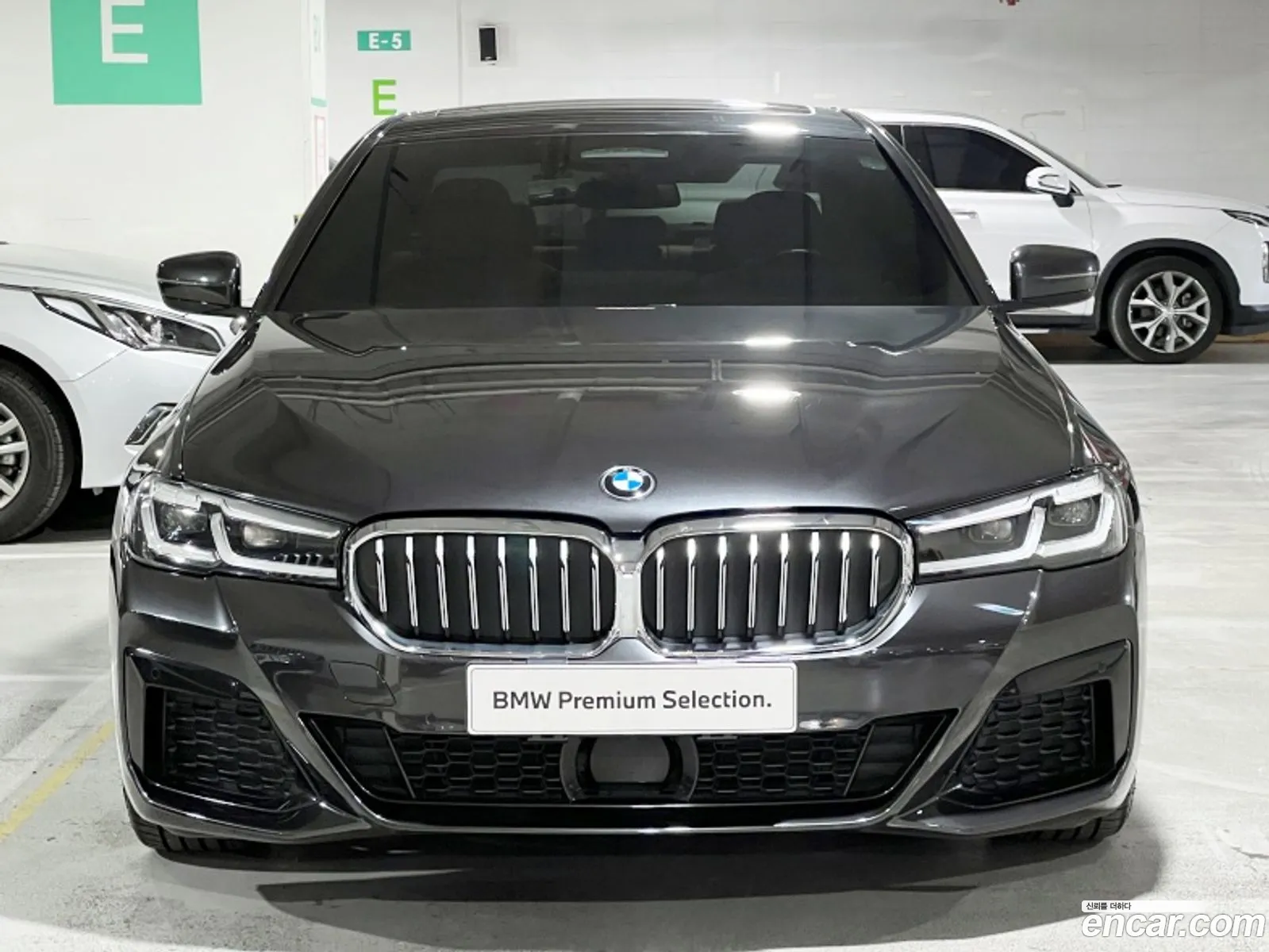 BMW 5 Series G30 520I M Sports - фотография 13667657