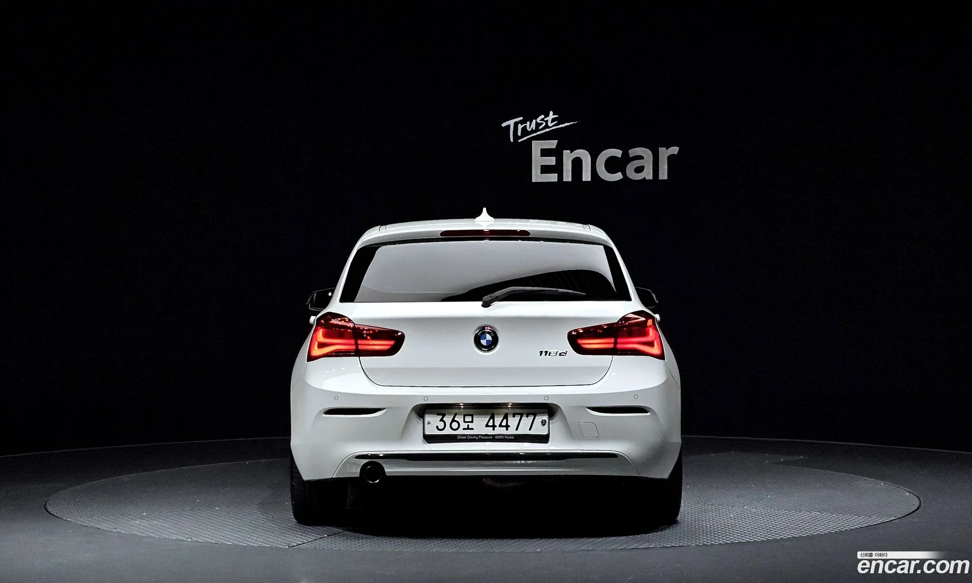 BMW 1 Series F20 118D Sports 5-Door - фотография 13684141