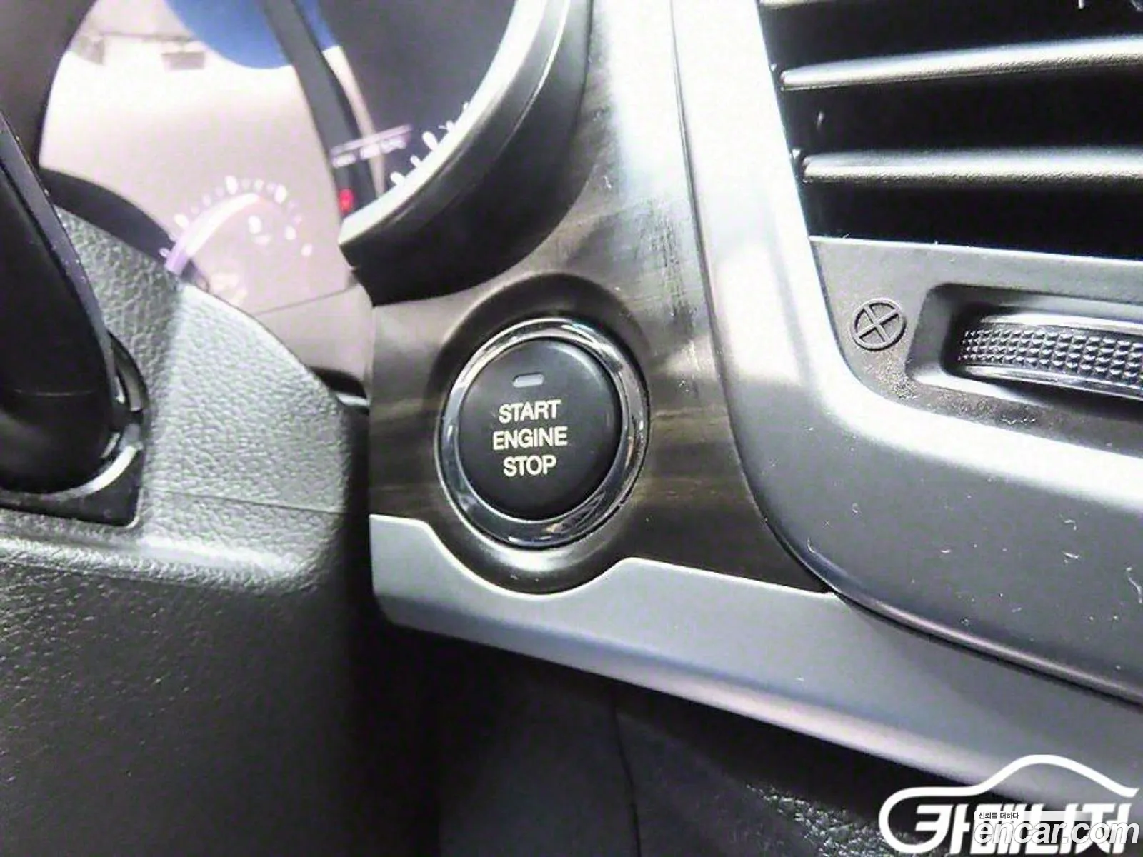 Kg Mobility Ssangyong New Korando C 20 Rx 2Wd Top-Of-The-Line Model - фотография 7114183