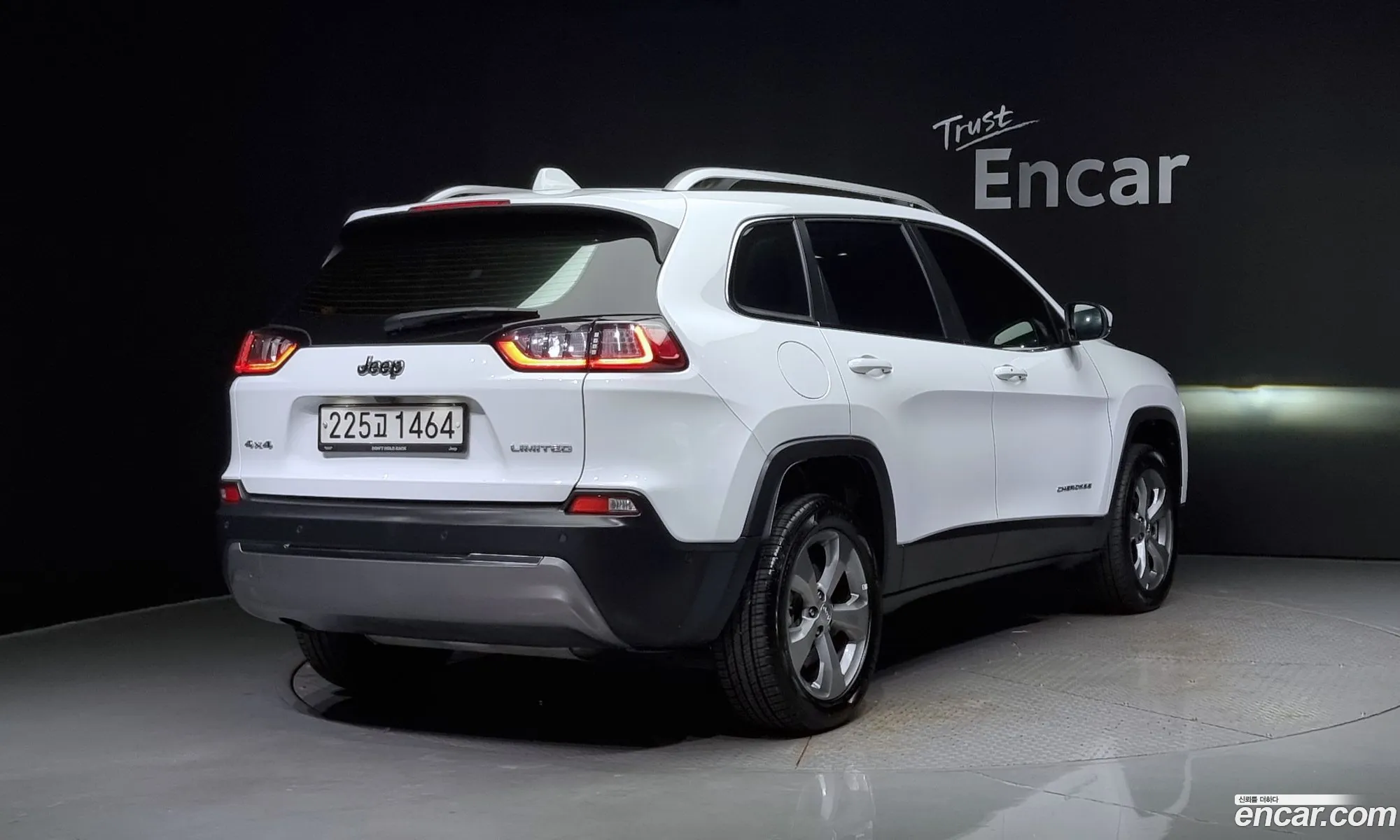 Jeep Cherokee Kl 24 Limited Awd - фотография 7744791