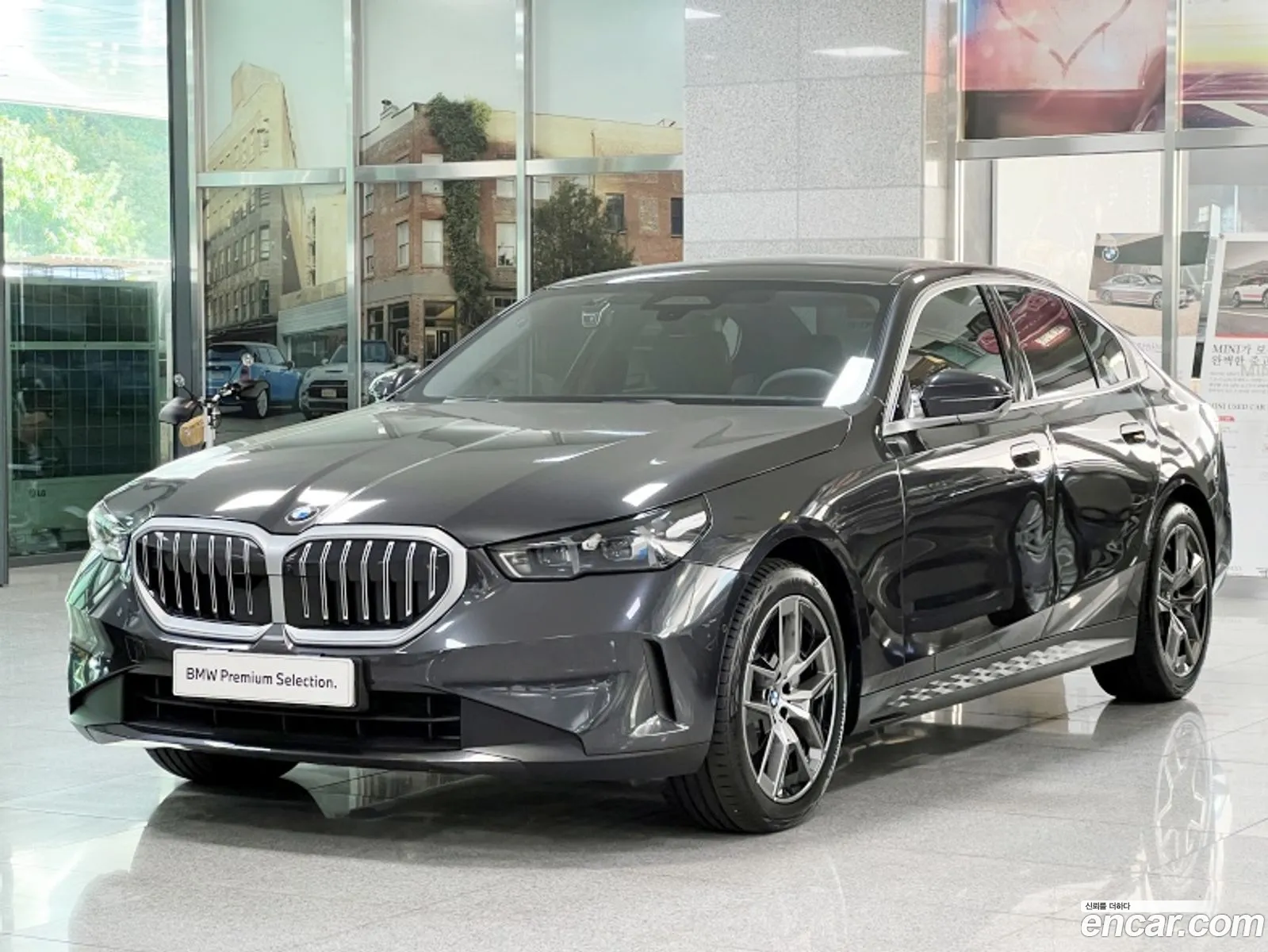 BMW 5 Series G60 530I xDrive - фотография 13632943