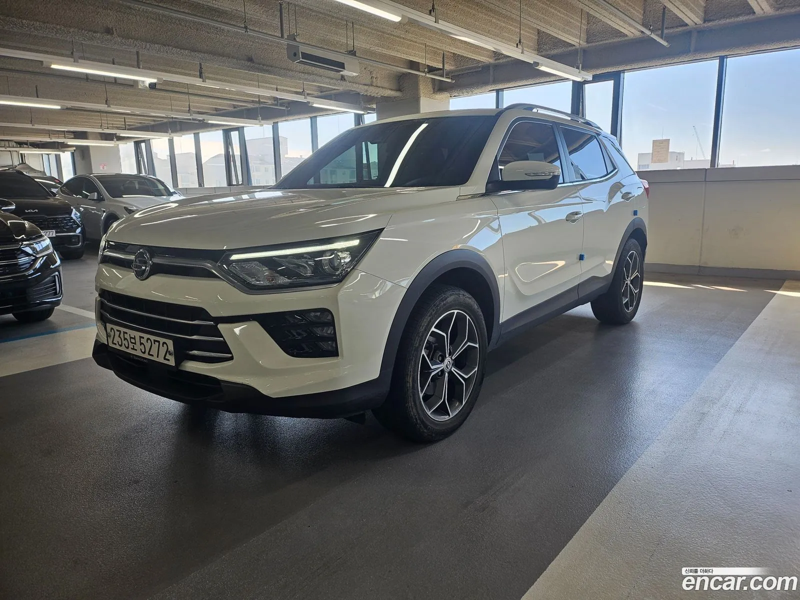 Kg Mobility Ssangyong Beautiful Korando Gasoline 15 2Wd C5 Plus - фотография 7096734