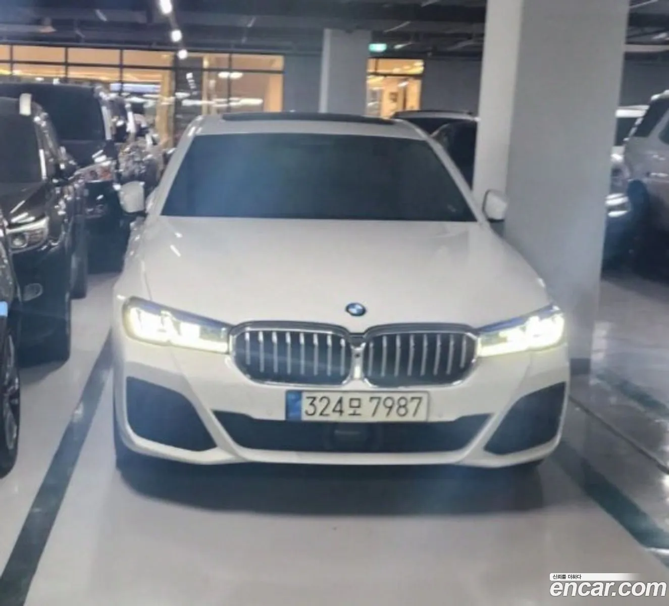 BMW 5 Series G30 530E M Sports - фотография 13996773