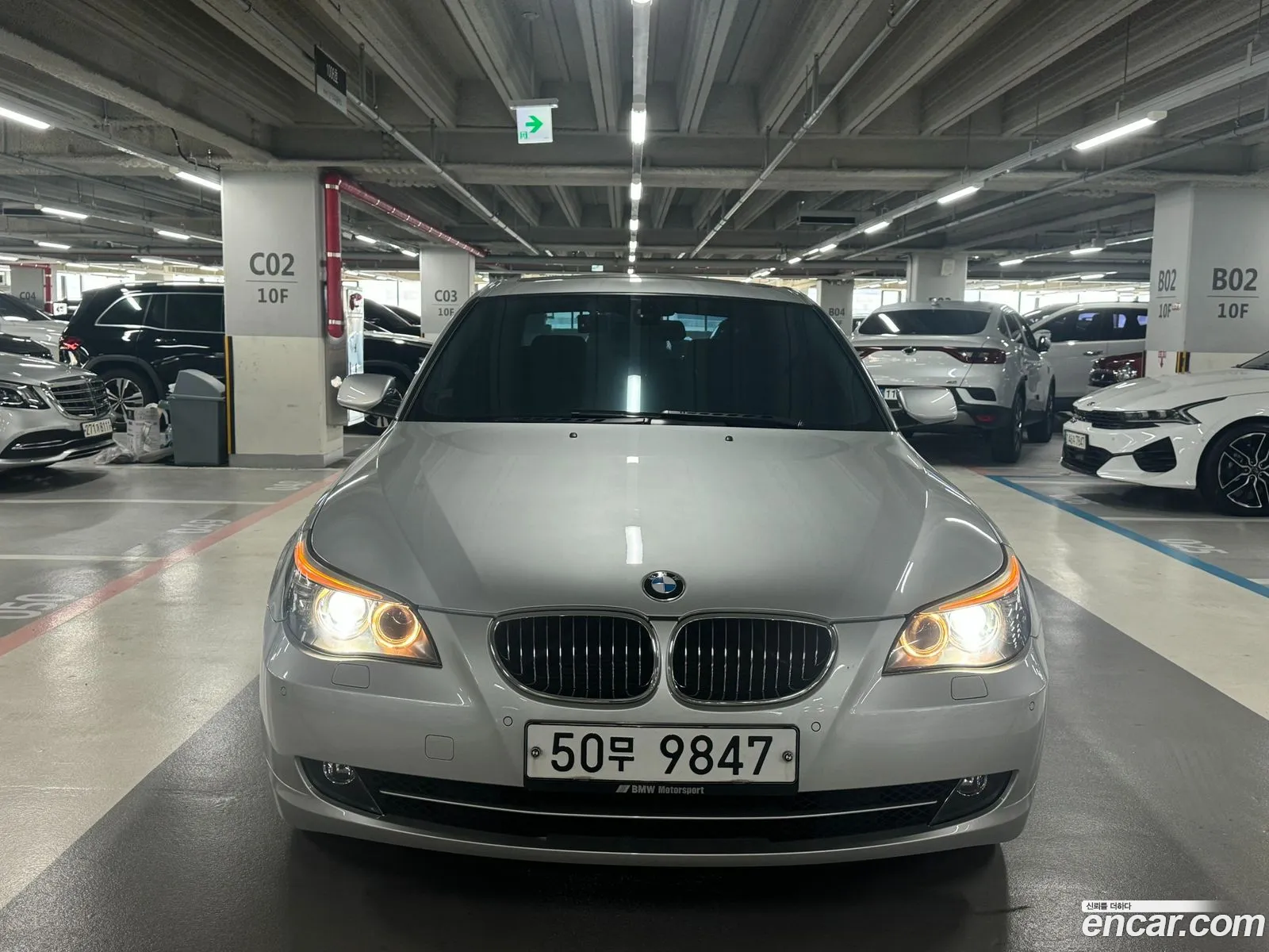 BMW 5 Series E60 528I Sedan - фотография 14205375