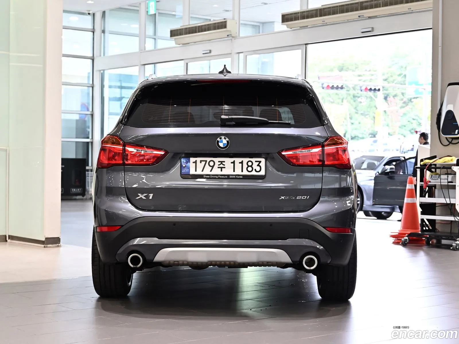 BMW X1 F48 xDrive 20I Xline - фотография 13700890