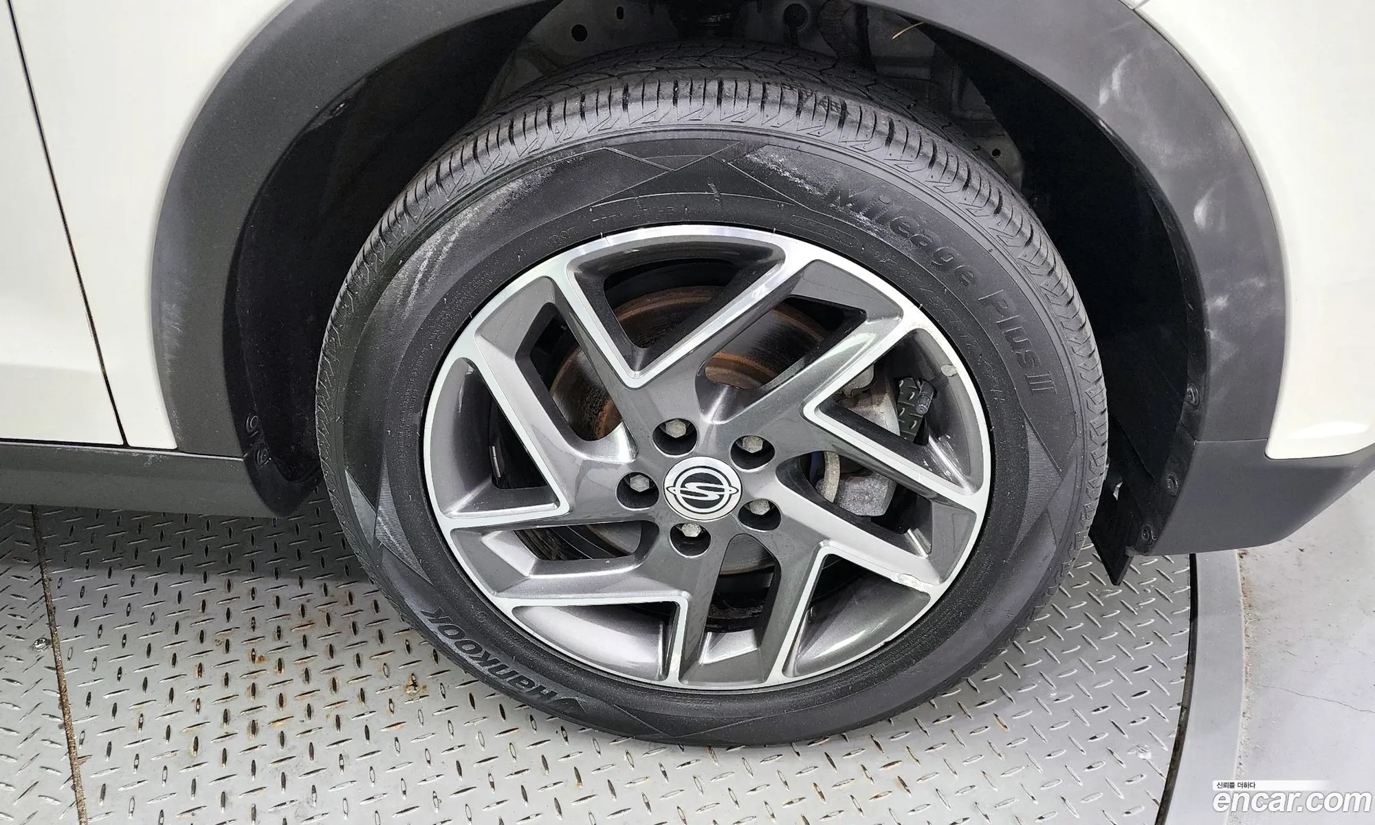 Kg Mobility Ssangyong Very New Tivoli Gasoline 15 2Wd V3 - фотография 7251311