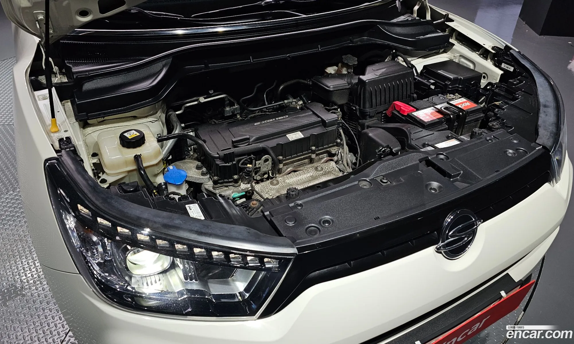 Kg Mobility Ssangyong Tivoli Armor Vx 2Wd - фотография 7364248