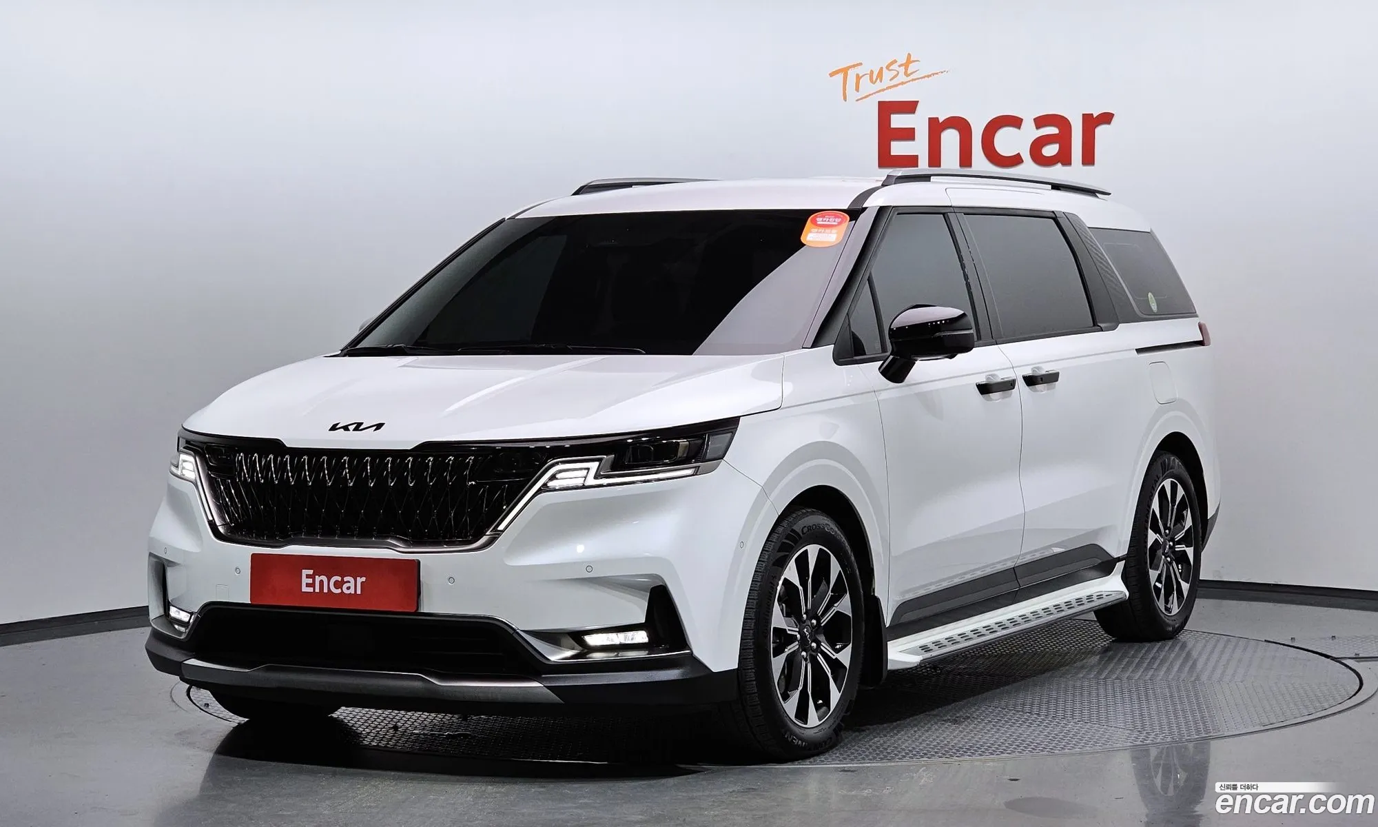 Kia Carnival 4Th Generation 9-Seater Signature - фотография 12742037